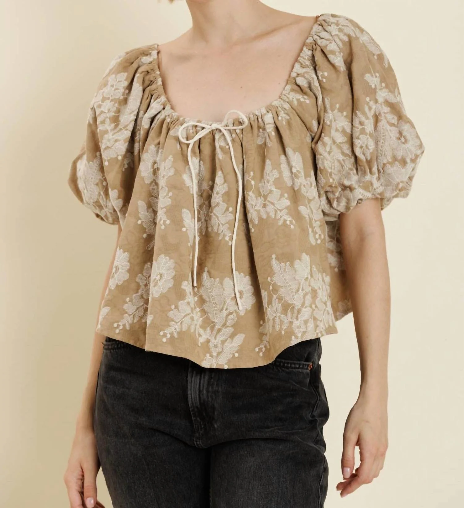 Olivia Puff Short Sleeve Top In Beige