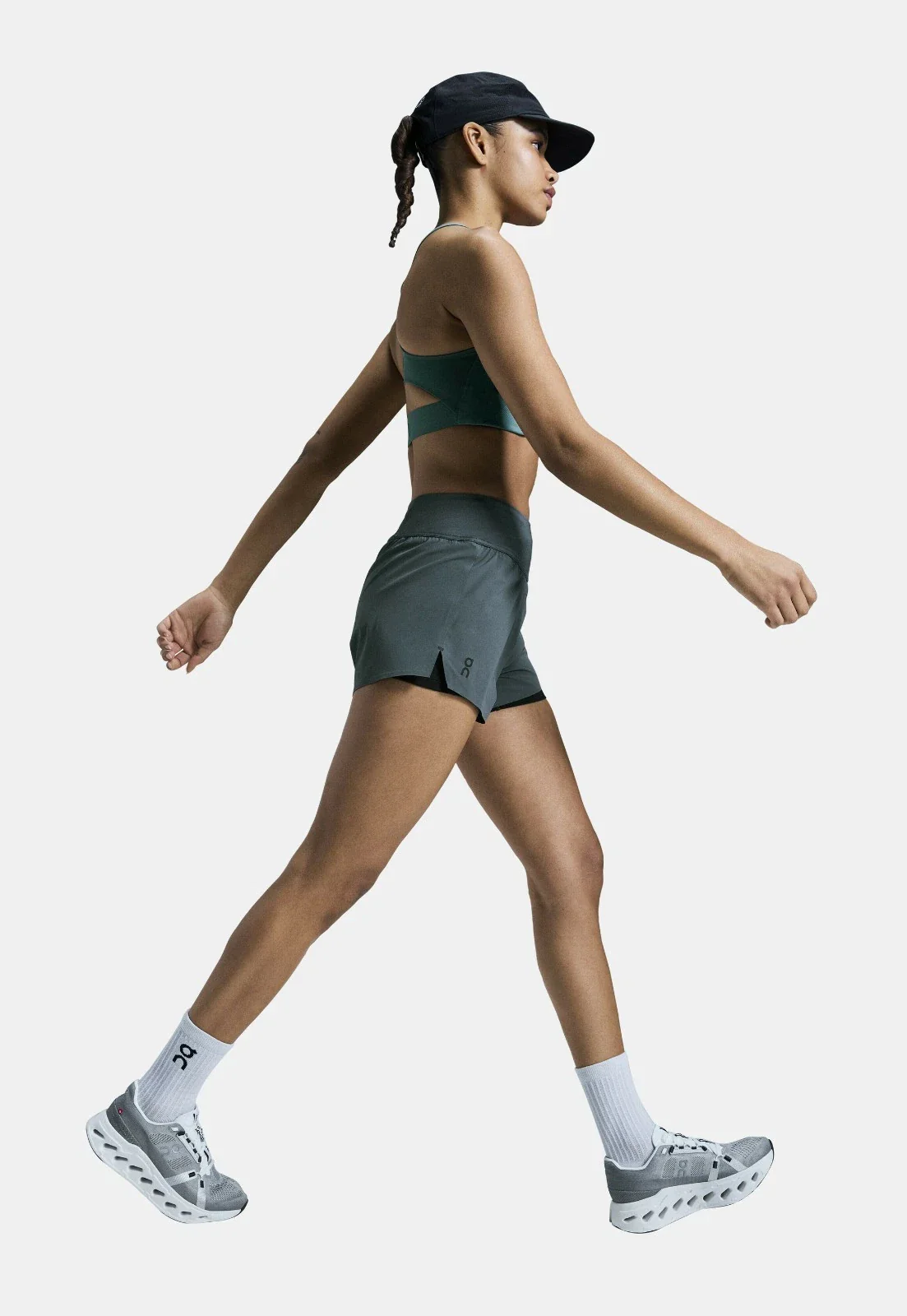 On Running Shorts Women Stone Moisture Wicking Built-In Brief Active DSGL1267 - Image 5