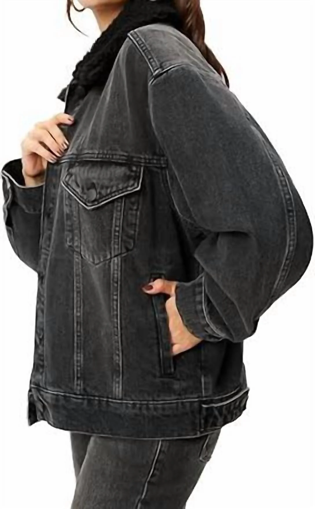 Oversized Trucker Jacket In Black - Image 2