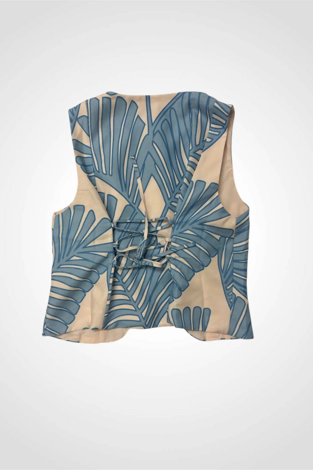 Palm Vest & Shorts Set In Light Blue - Image 3