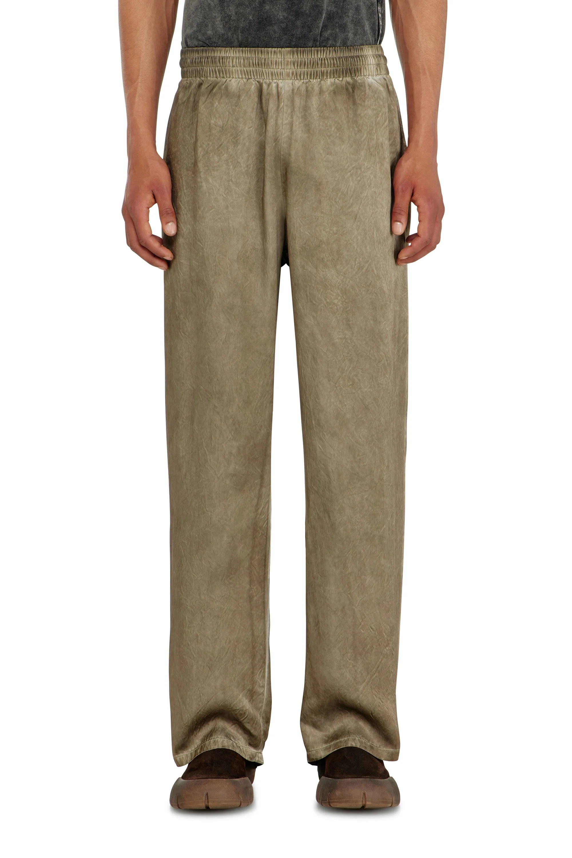 Pants in wrinkled satin - Image 2
