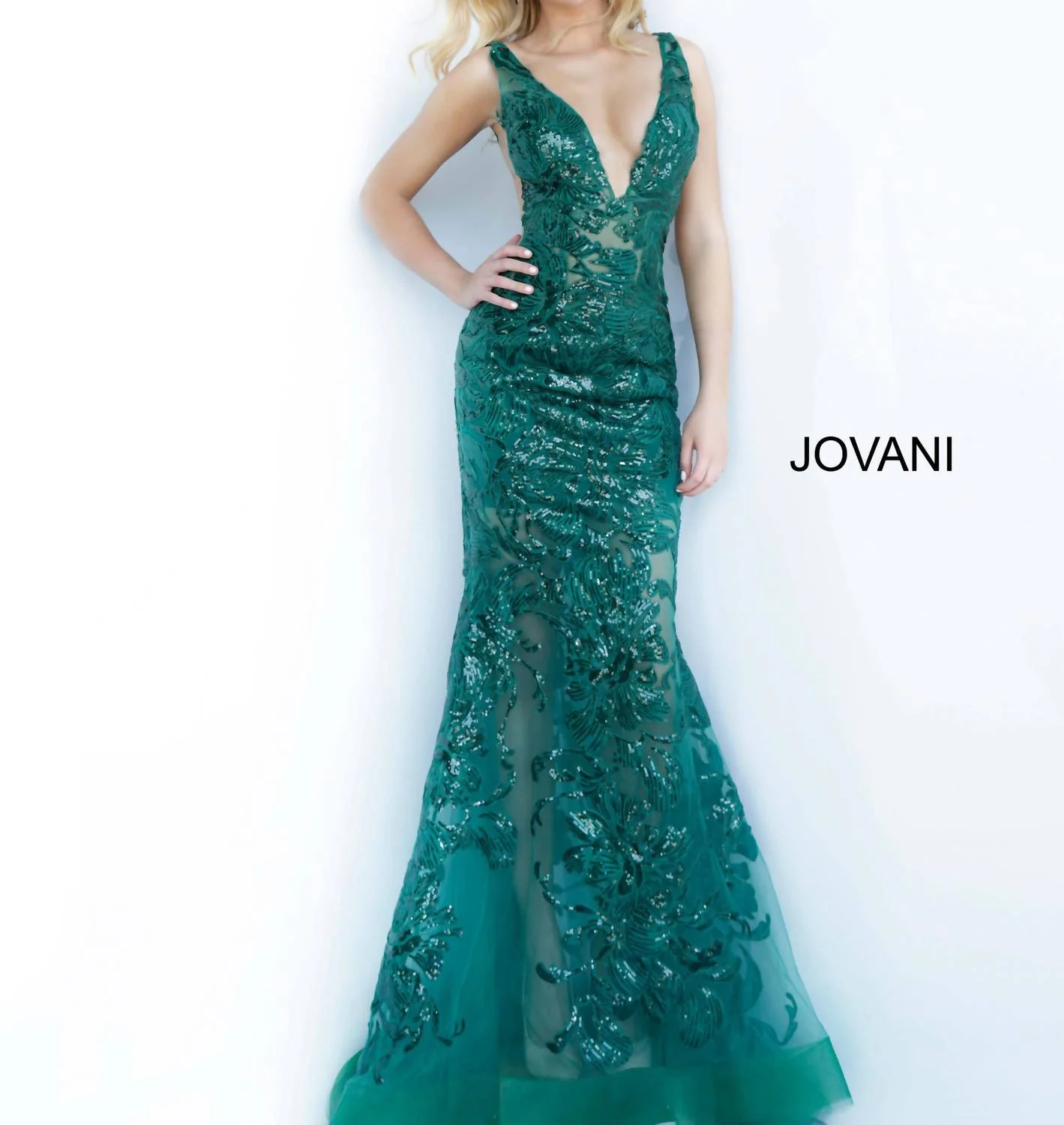 Plunging Neckline Embellished Prom Dress In Forest