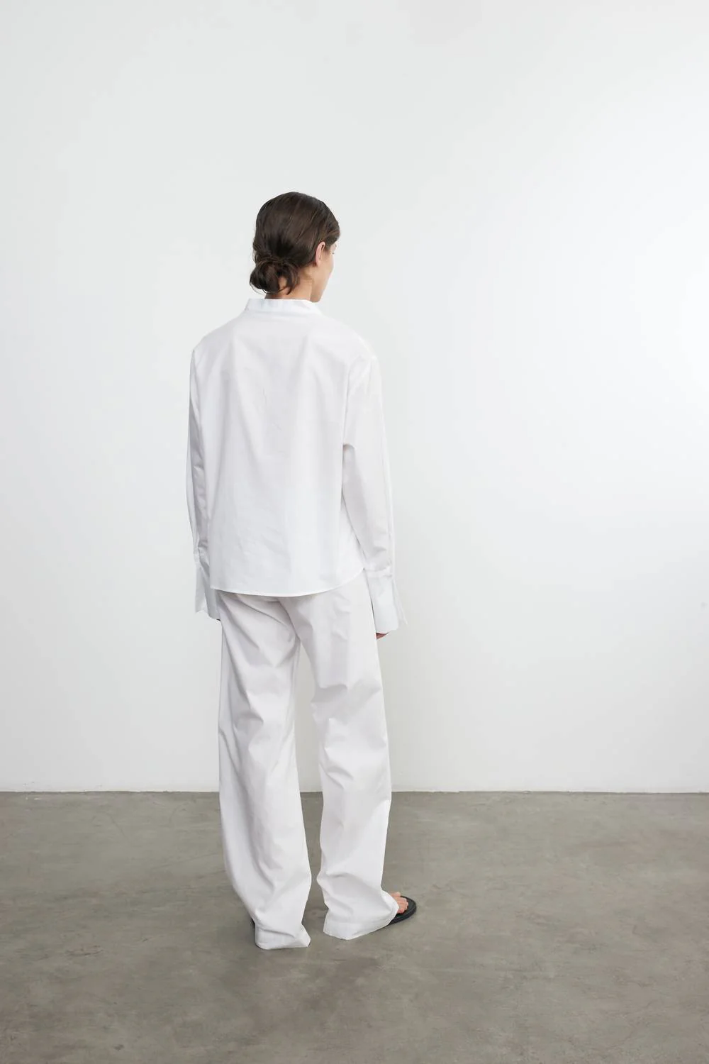 Poplin Resort Pant In White - Image 2