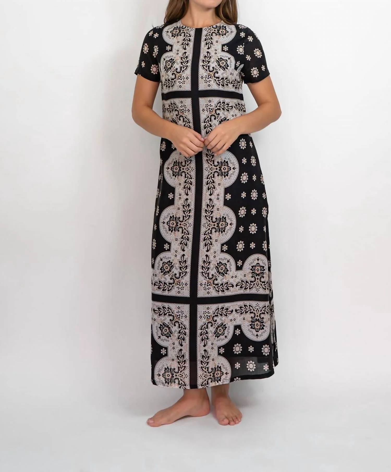 Preeti Dress In Black