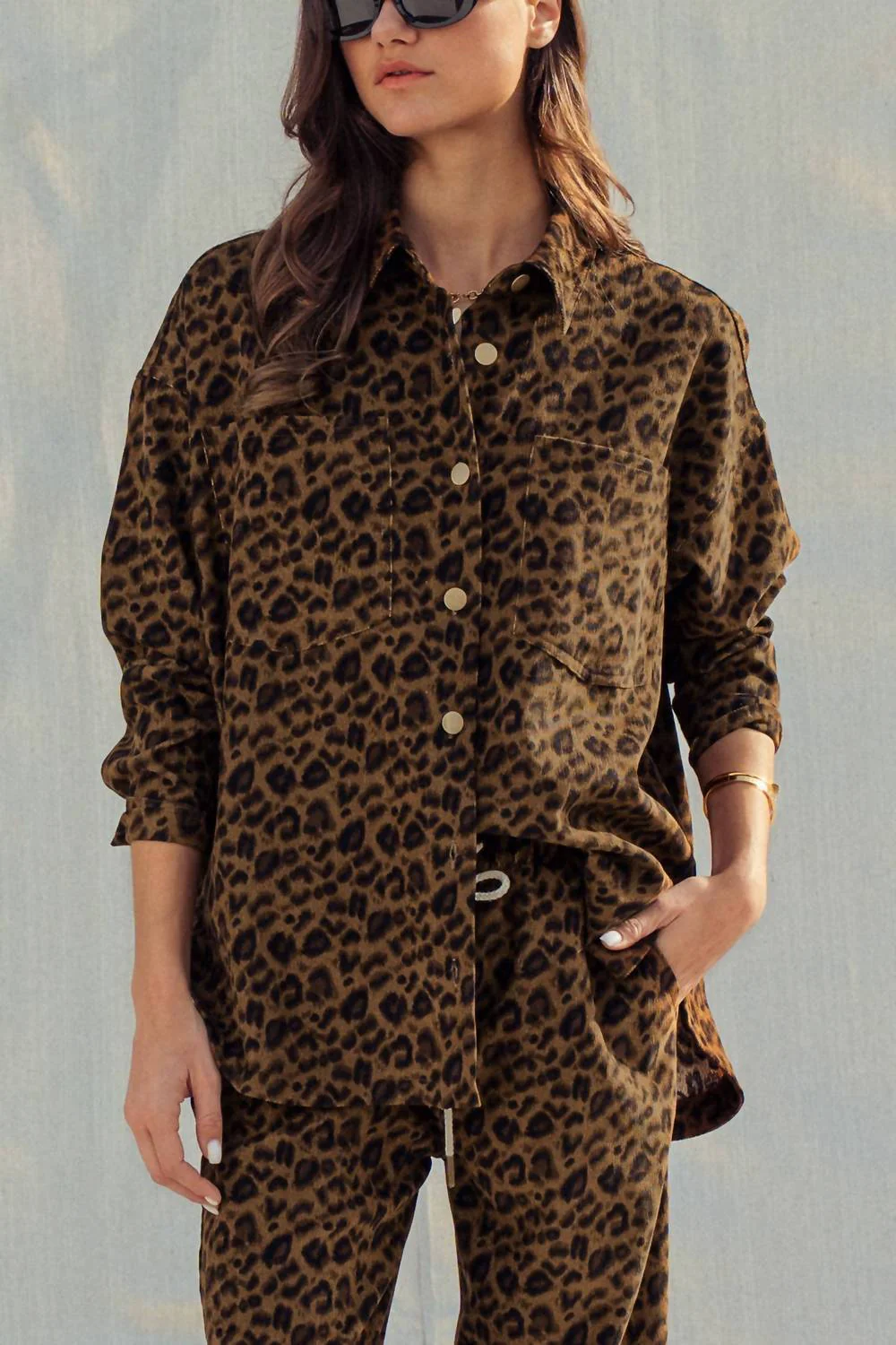 Print Set–Oversized Button-Up Shirt & Relaxed Pants Set In Leopard - Image 4