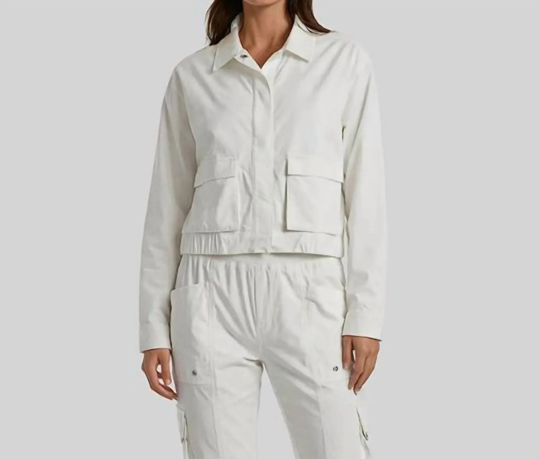 Rae 2 Pocket Bomber Jacket In Salt
