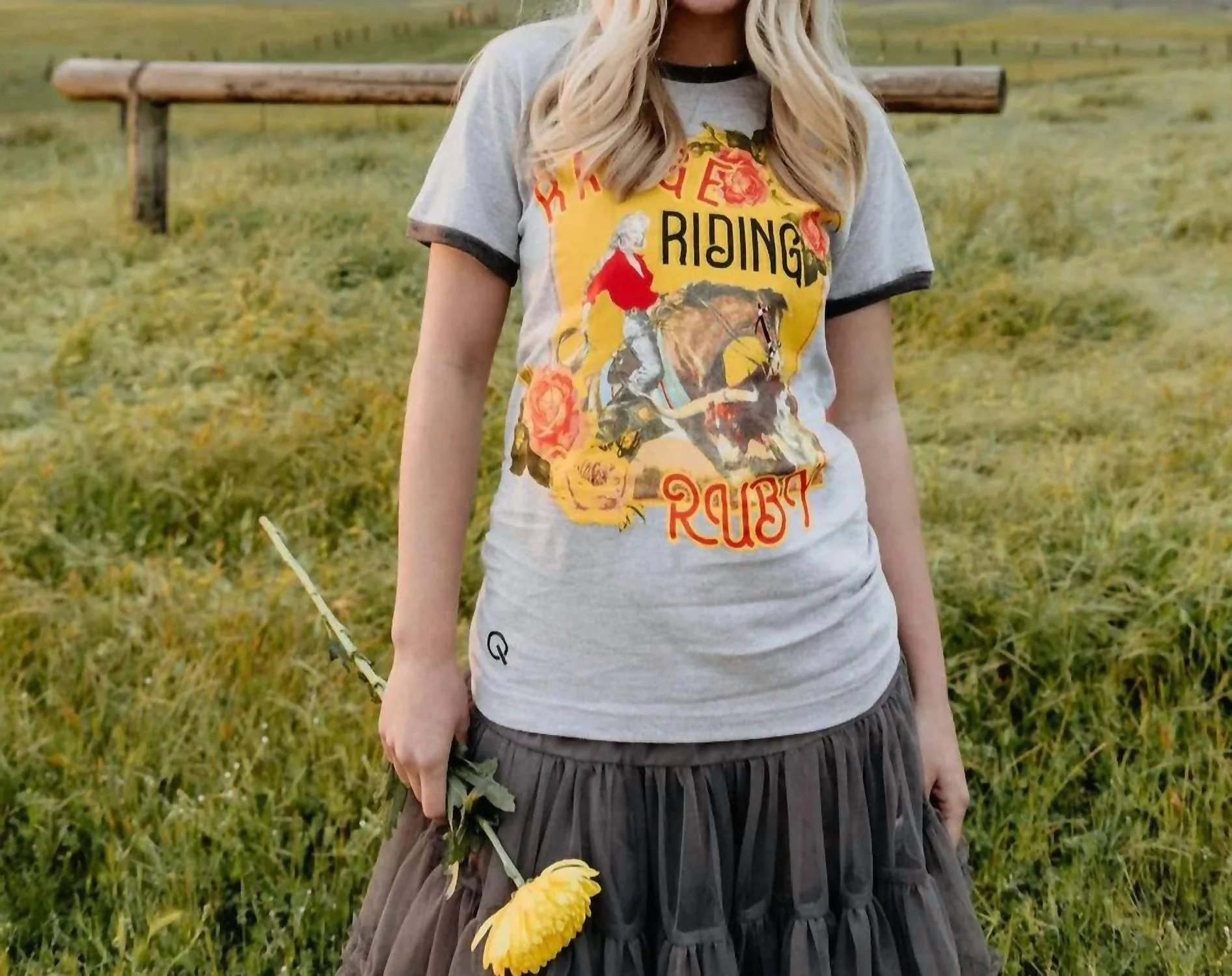 Range Riding Ruby Graphic Tee In Grey