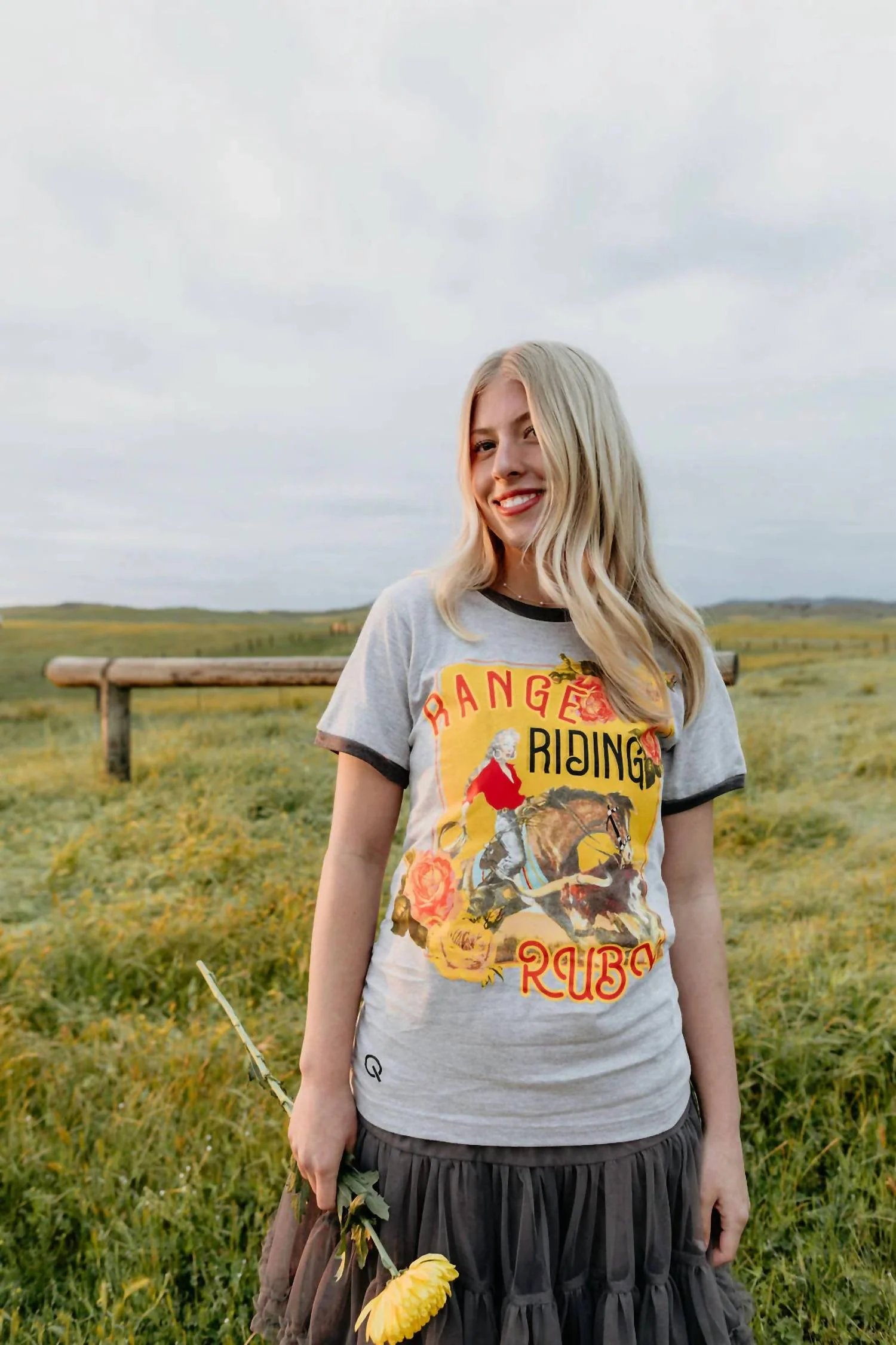 Range Riding Ruby Graphic Tee In Grey - Image 3