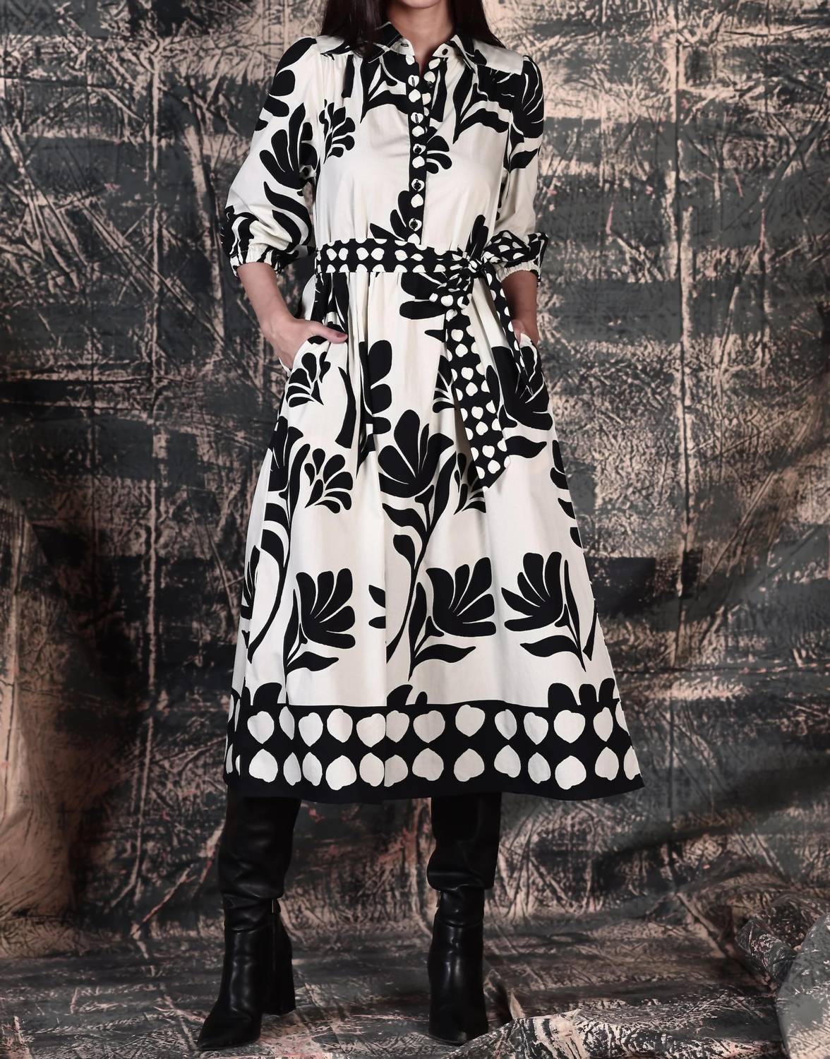 Remi Dress In Black Foilage