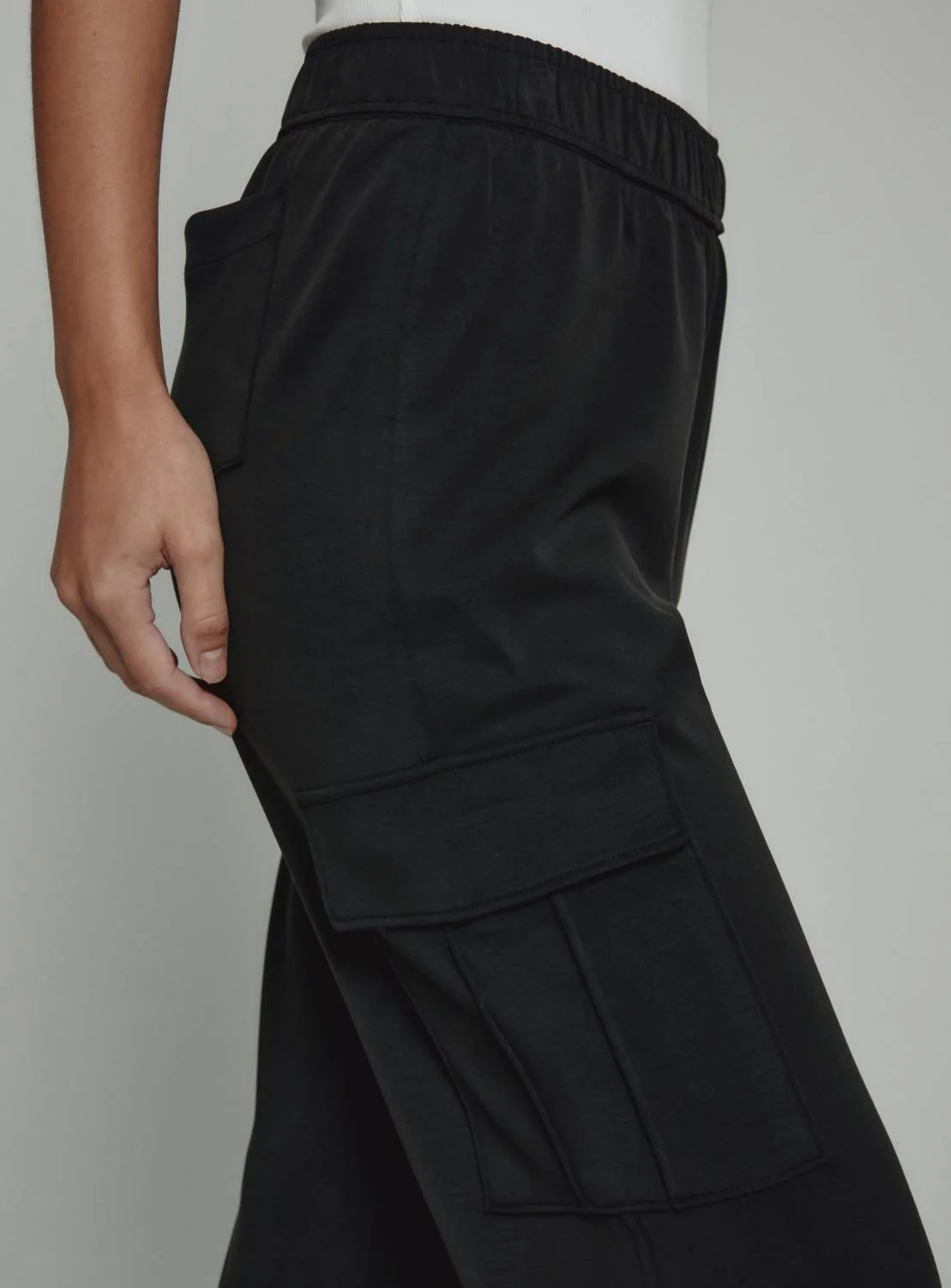 Rev Cargo Pant In Onyx - Image 3