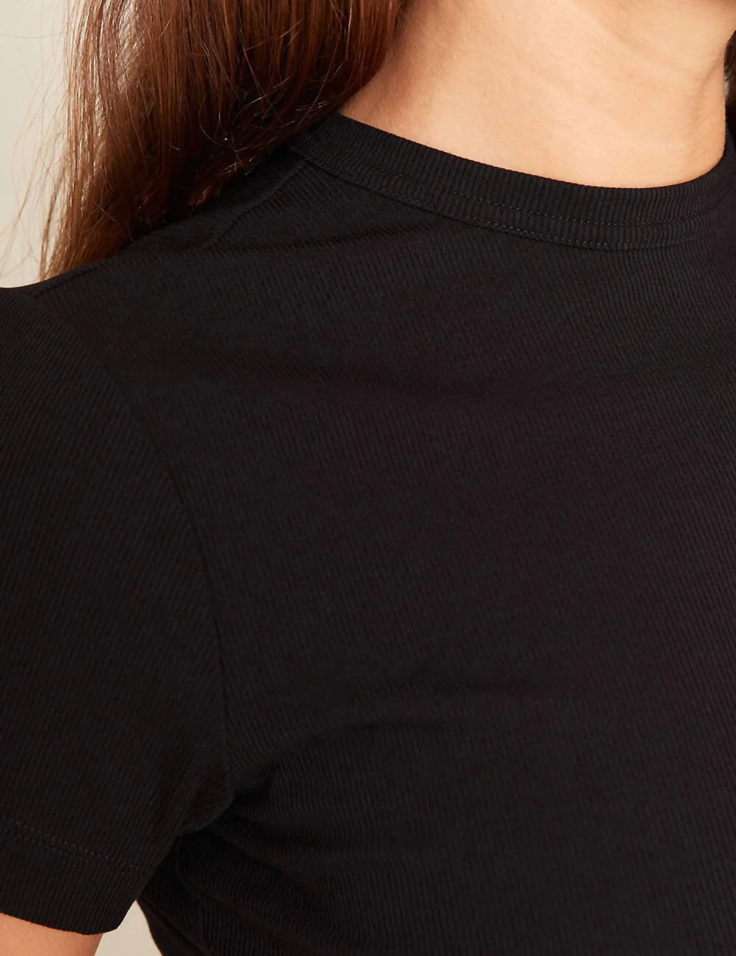 Ribbed Crew Neck T-Shirt In Black - Image 3