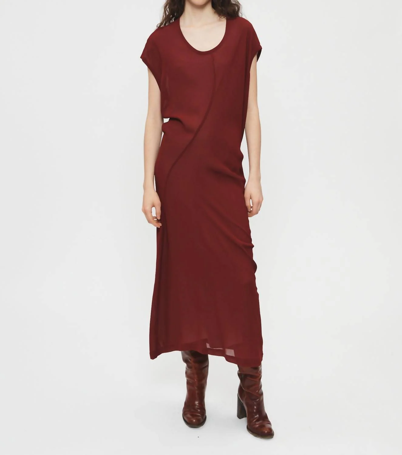 S-Curve Dress In Bordeaux