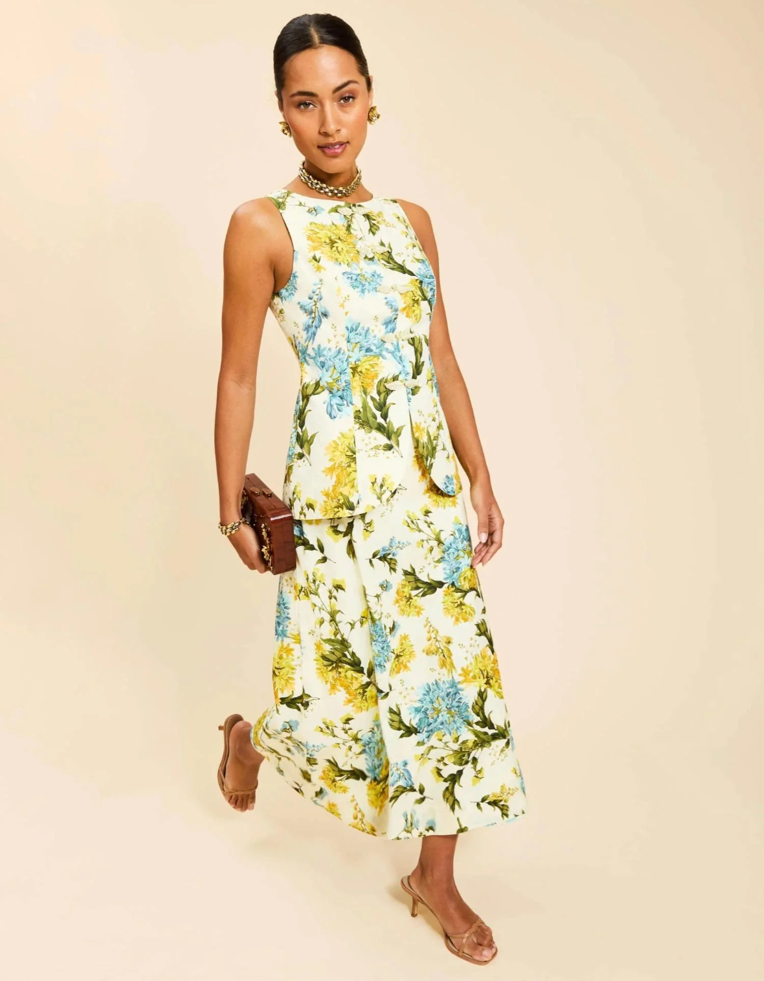 Santiago Convertible Reverse Midi Skirt In Aegean Blooms