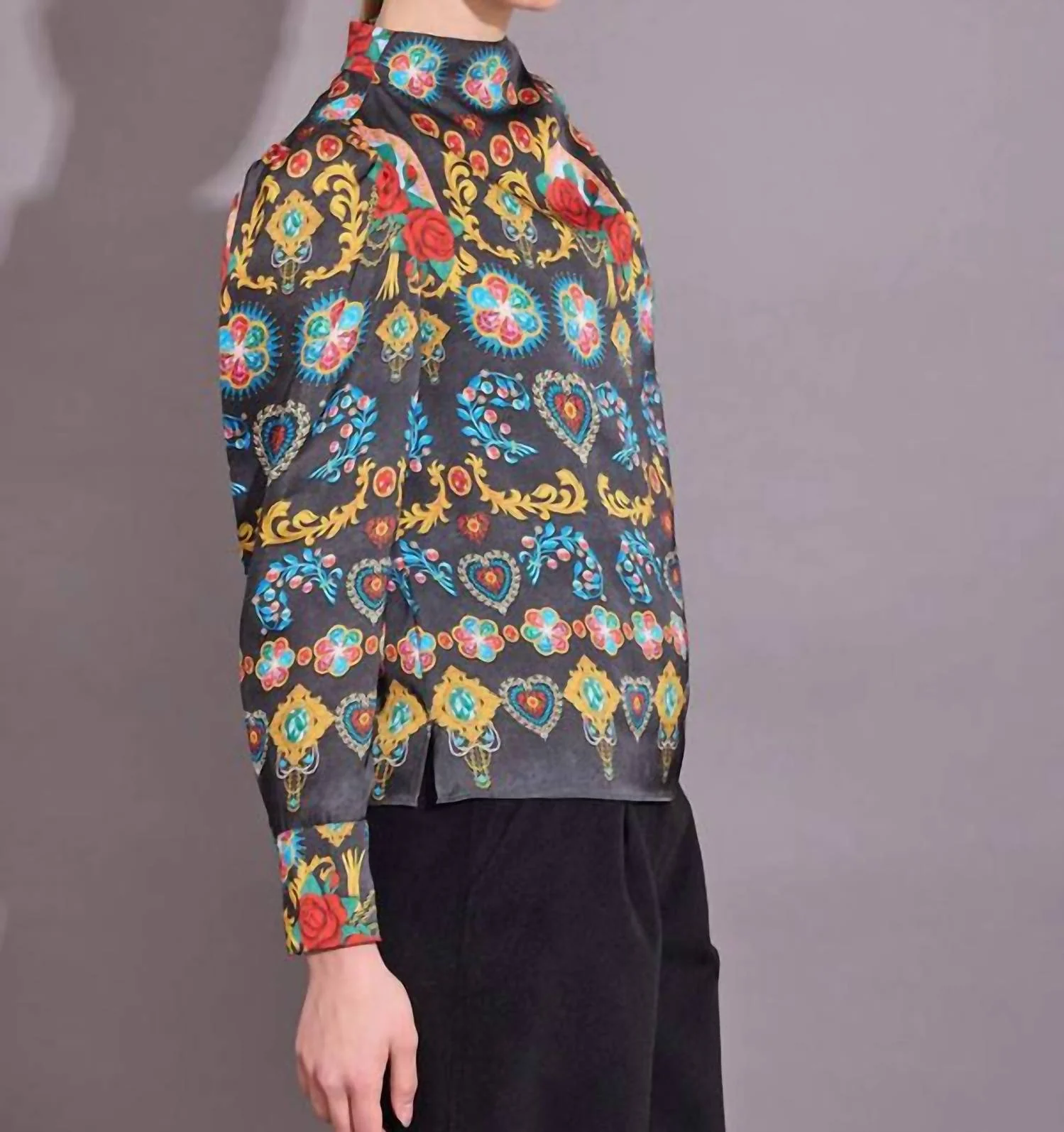 Scarlett Puff Sleeves Top In Davinci - Image 3