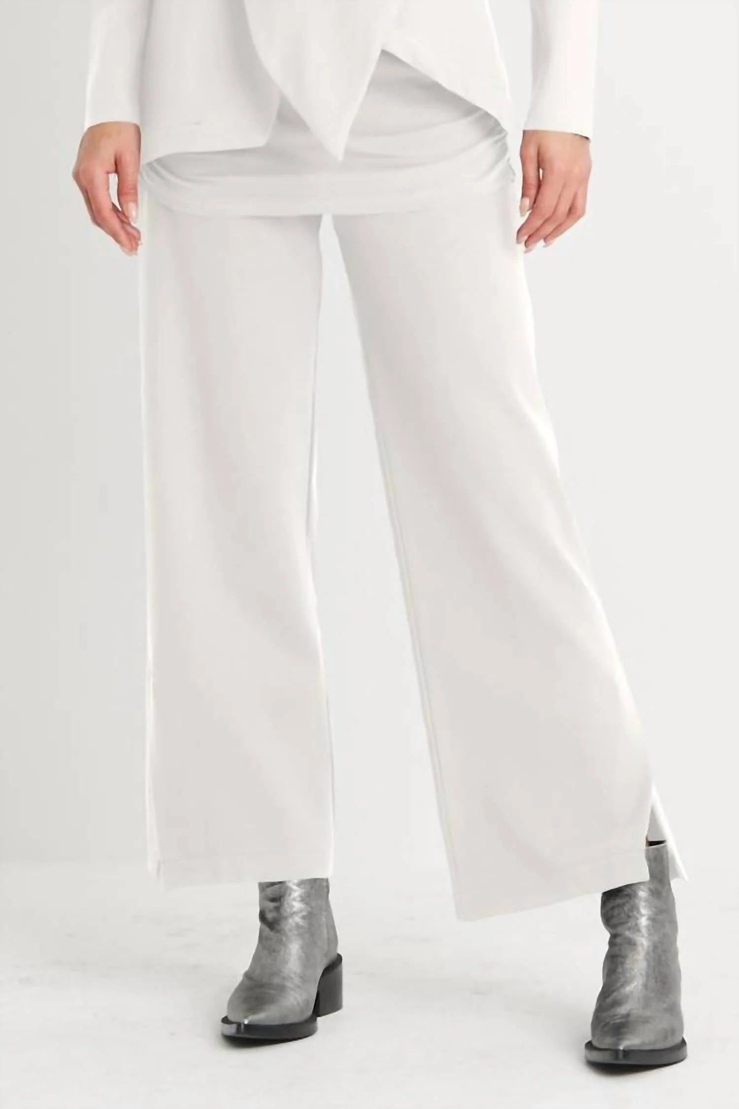 Scuba Side Split Pant In Vanilla - Image 2
