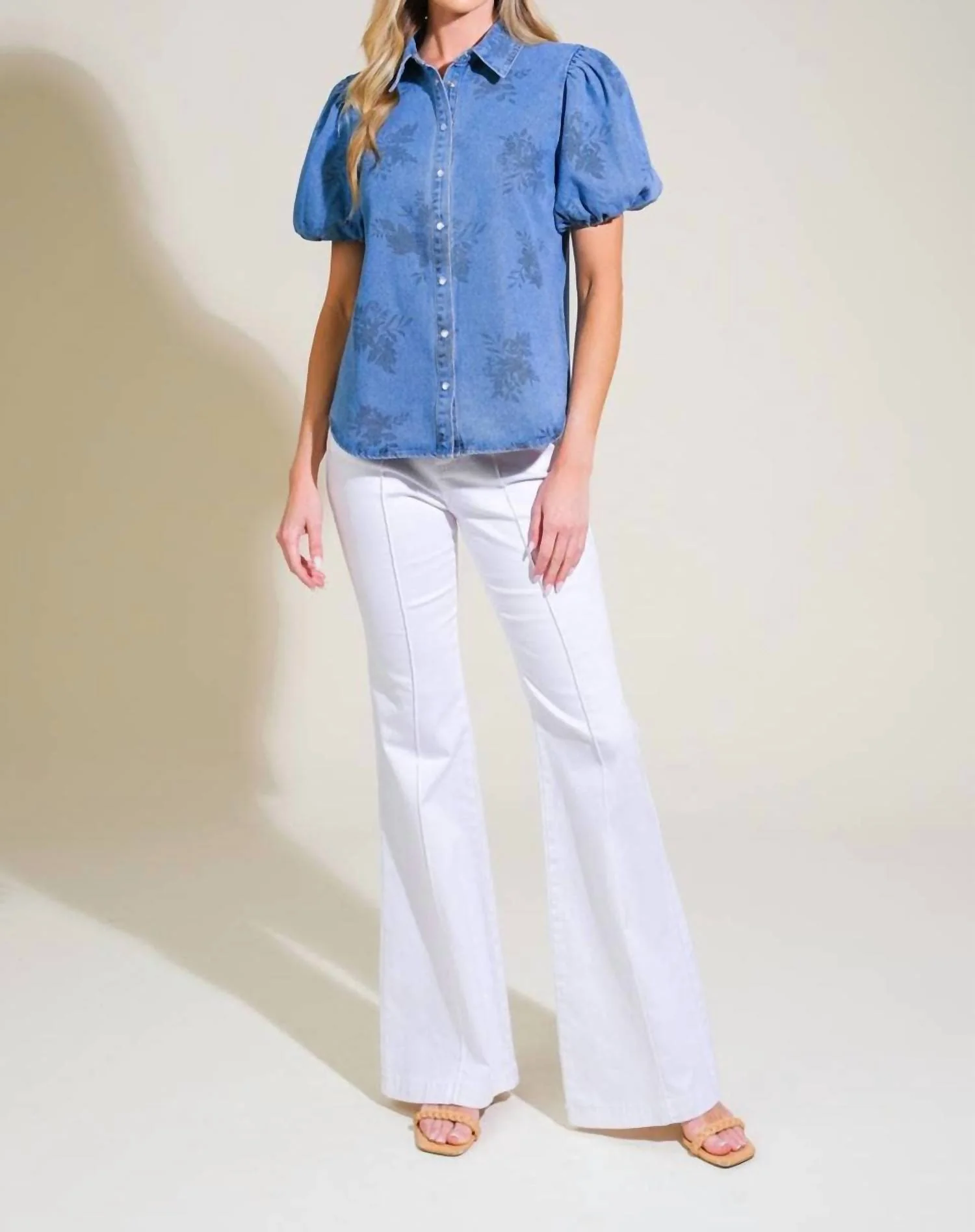 Selena Floral Print Washed Denim Top In Medium Blue