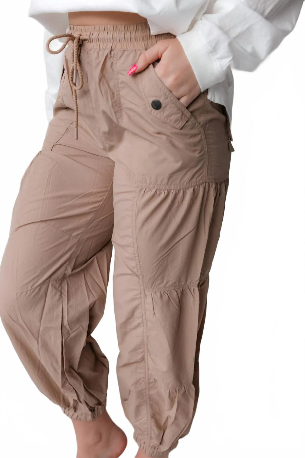 Set Me Free Pants In Beige - Image 3