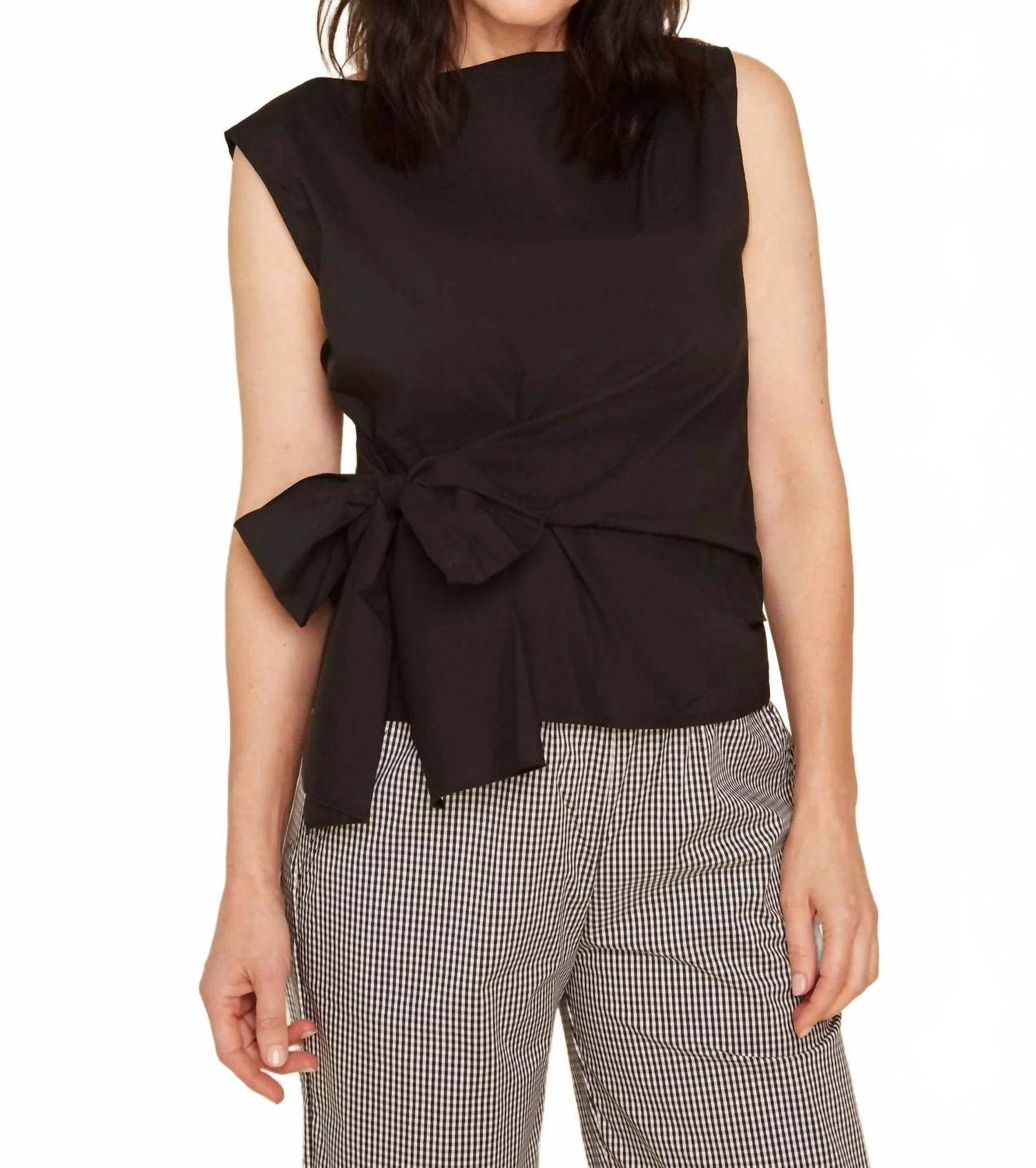 Sleeveless Tie Top In Black