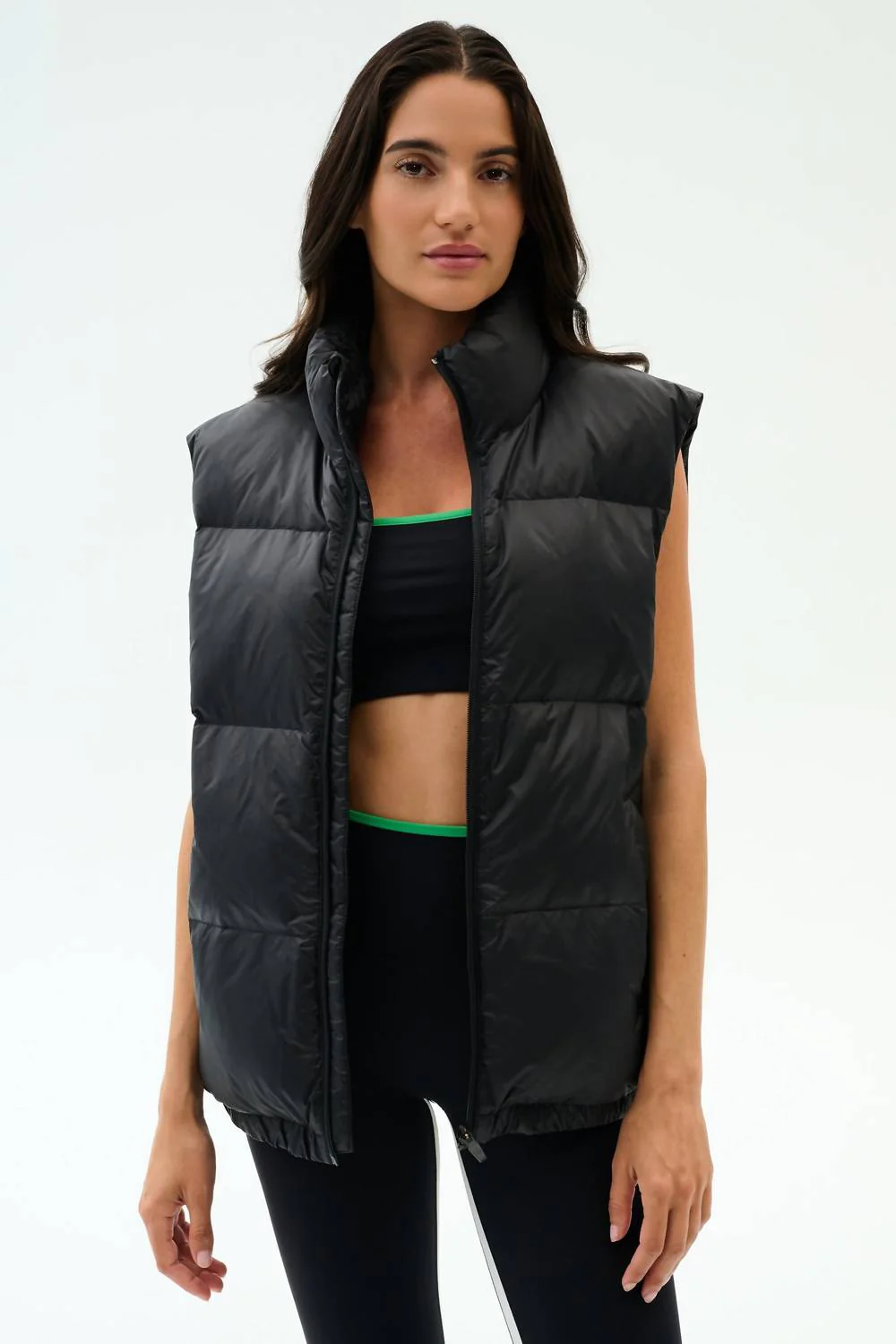 Summit Puffer Vest In Black