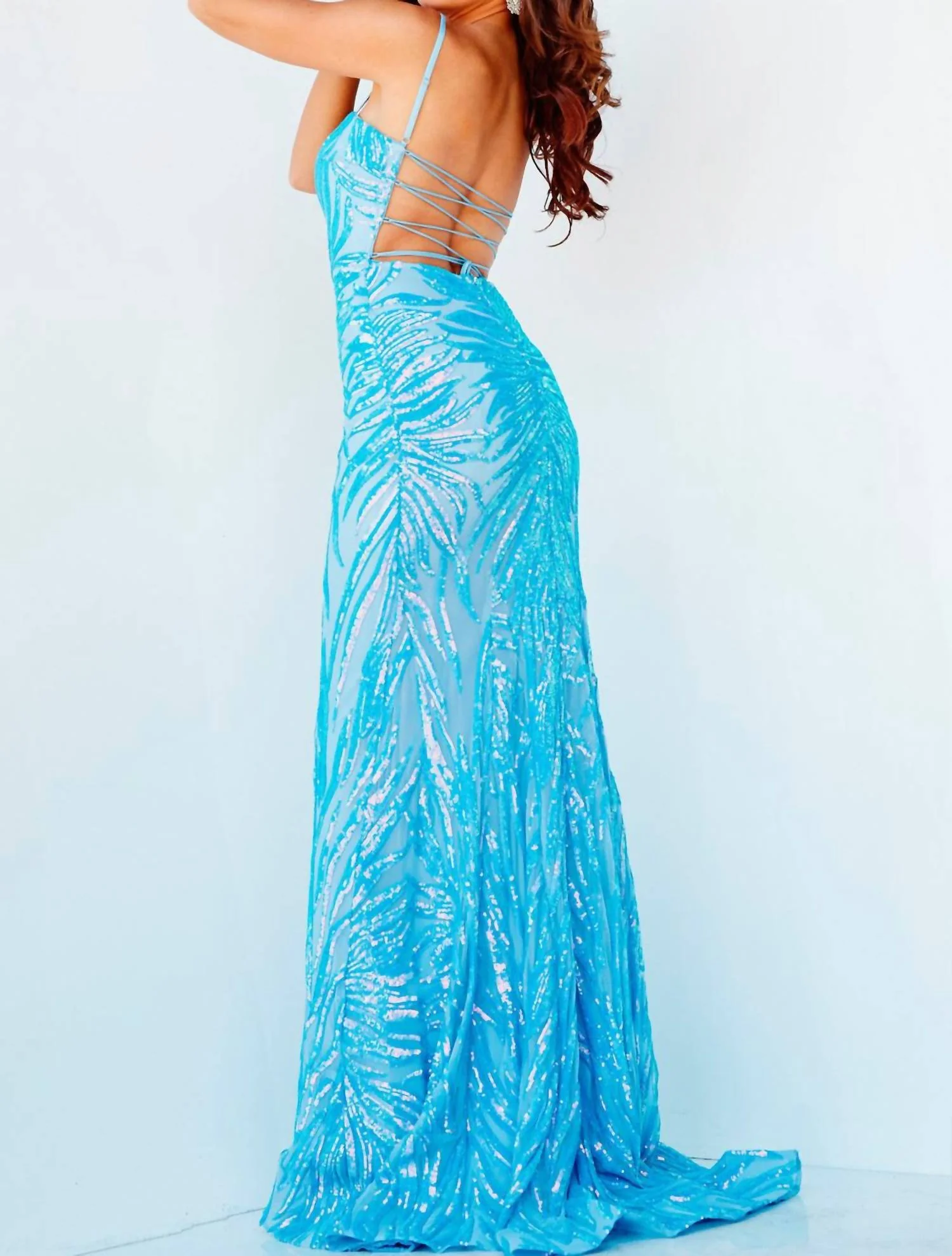 Sweetheart Neckline Gown In Iridescent Blue - Image 2