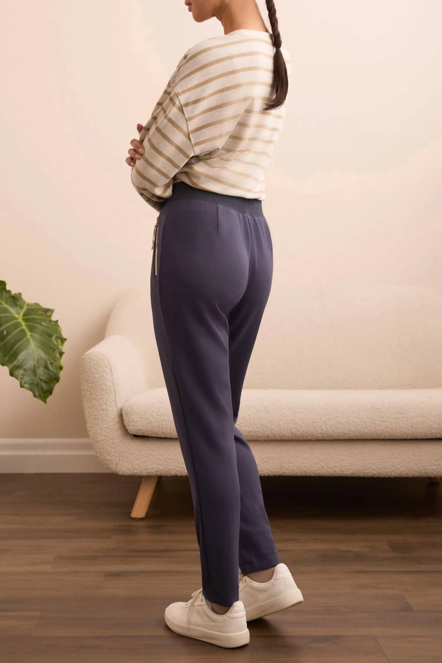 Techno Lux Pull-On Ankle Pant In Sapphire - Image 3