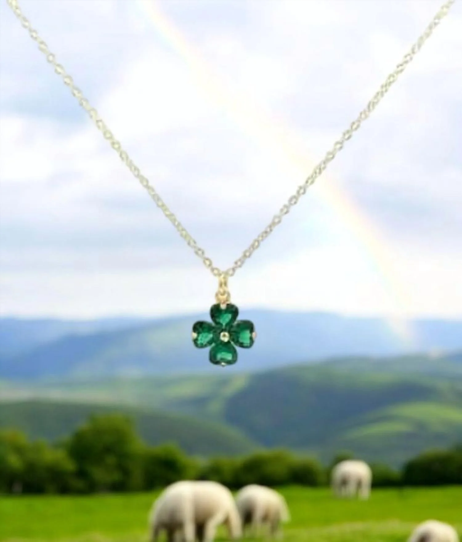 The Clover Necklace In Green - Image 2