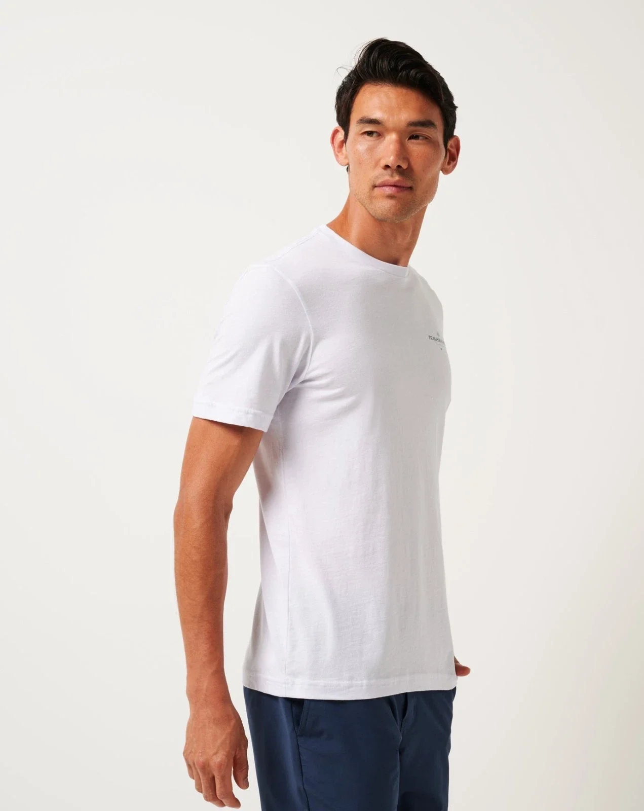 Travis Mathew Acropolis T-Shirt Mens White Graphic Print Short Sleeve DSGL1 0 - Image 3