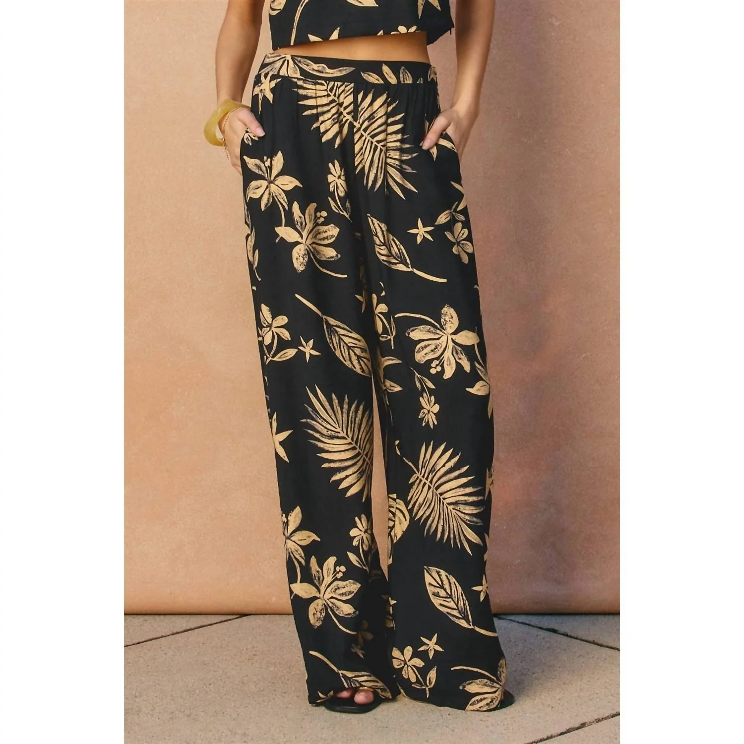 Tropical Leaf Front Pleated Pants In Tahiti