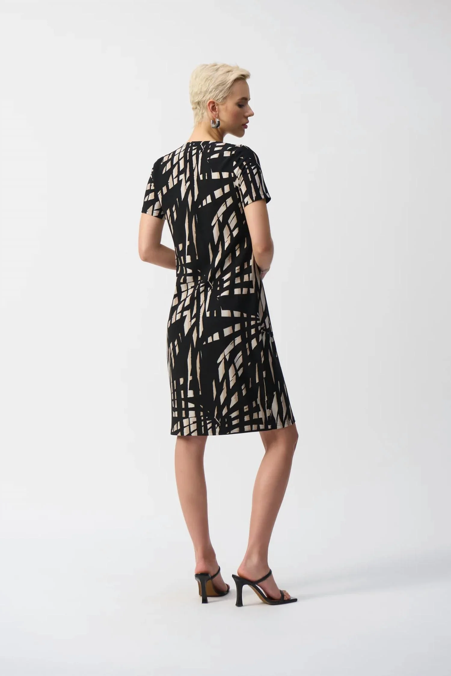 Tropical Print Silky Knit Shift Dress In Black/multi - Image 2