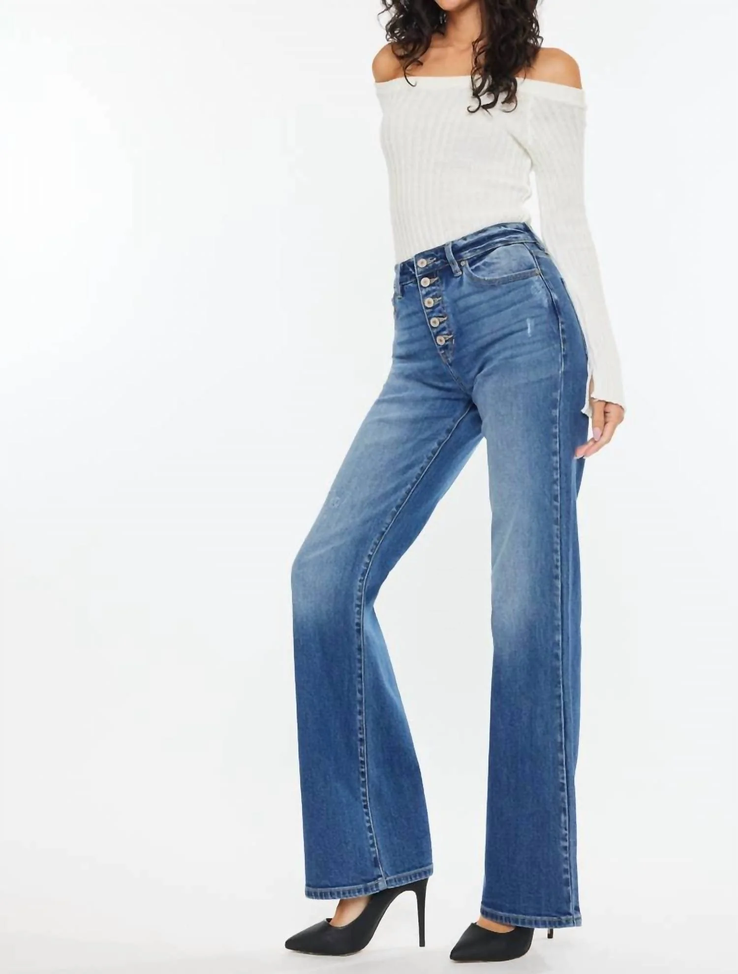 Ultra High Rise 90S Flare Jeans In Medium Wash - Image 3