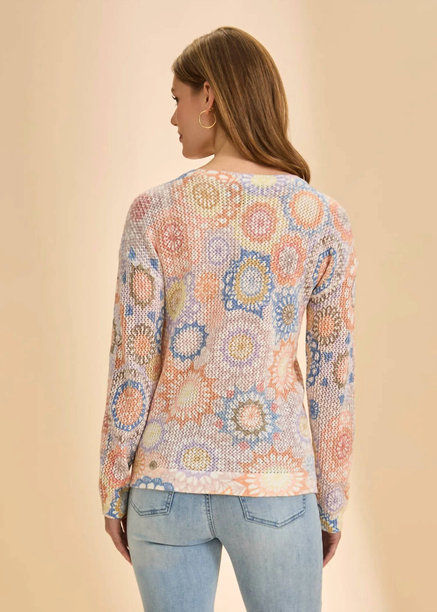 V Neck Print Sweater Top In Dream Catcher - Image 2