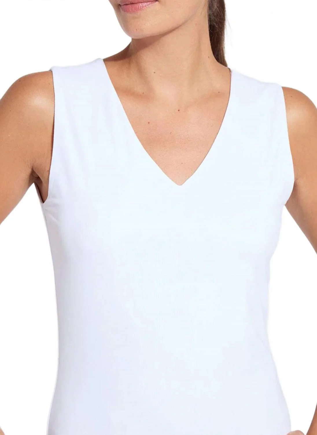 V-Neck Shell Tank Top In White - Image 3