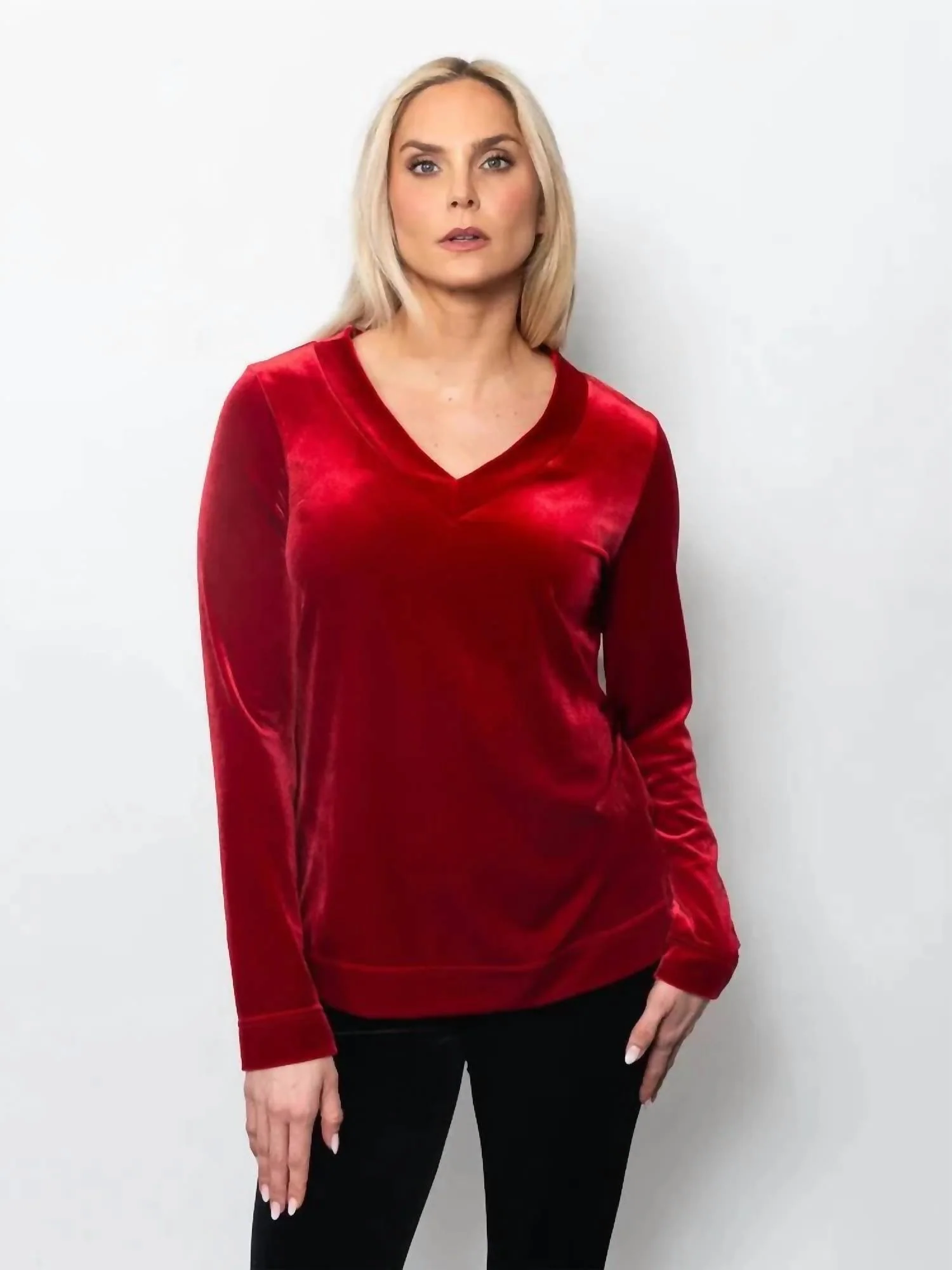 Velour V-Neck Oversize Top In Garnet