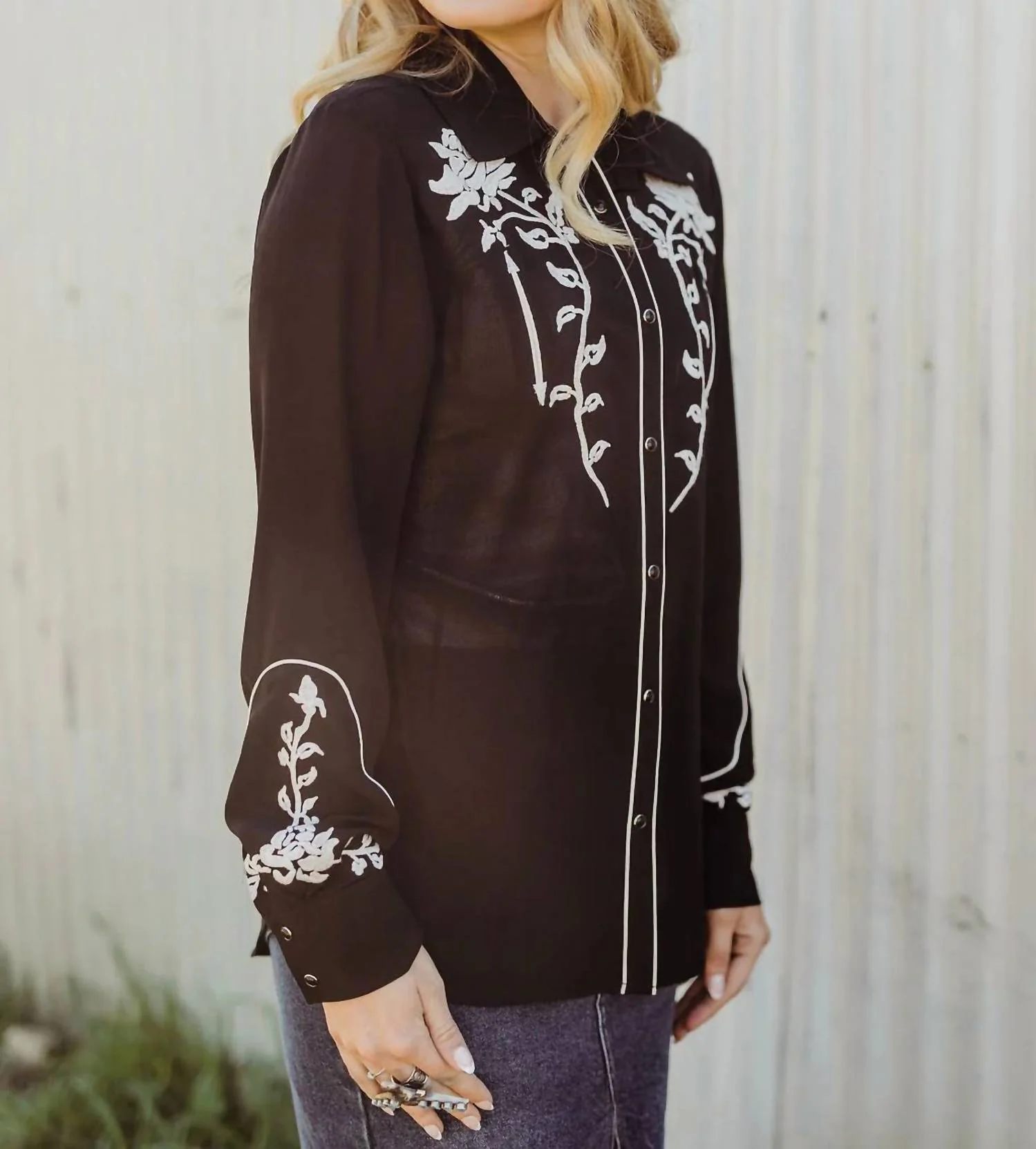Veronica Button Up Shirt In Black - Image 3