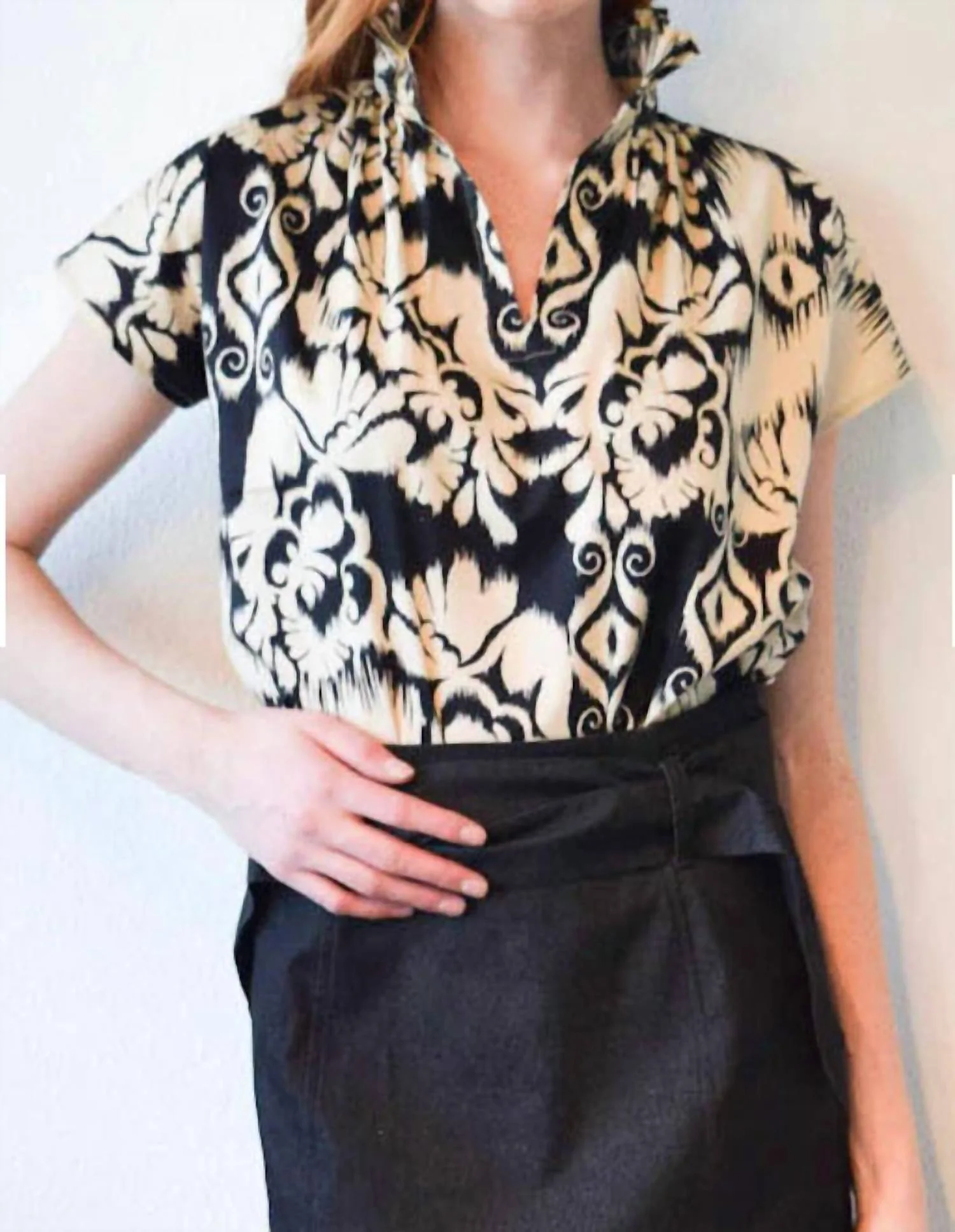 Vicki Short Sleeve Top In Damask