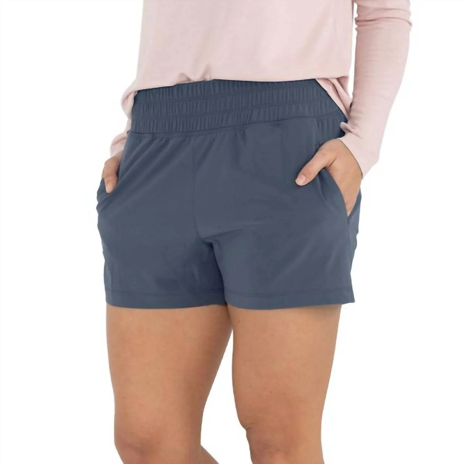 W Pull-On Breeze Short In Blue Dusk