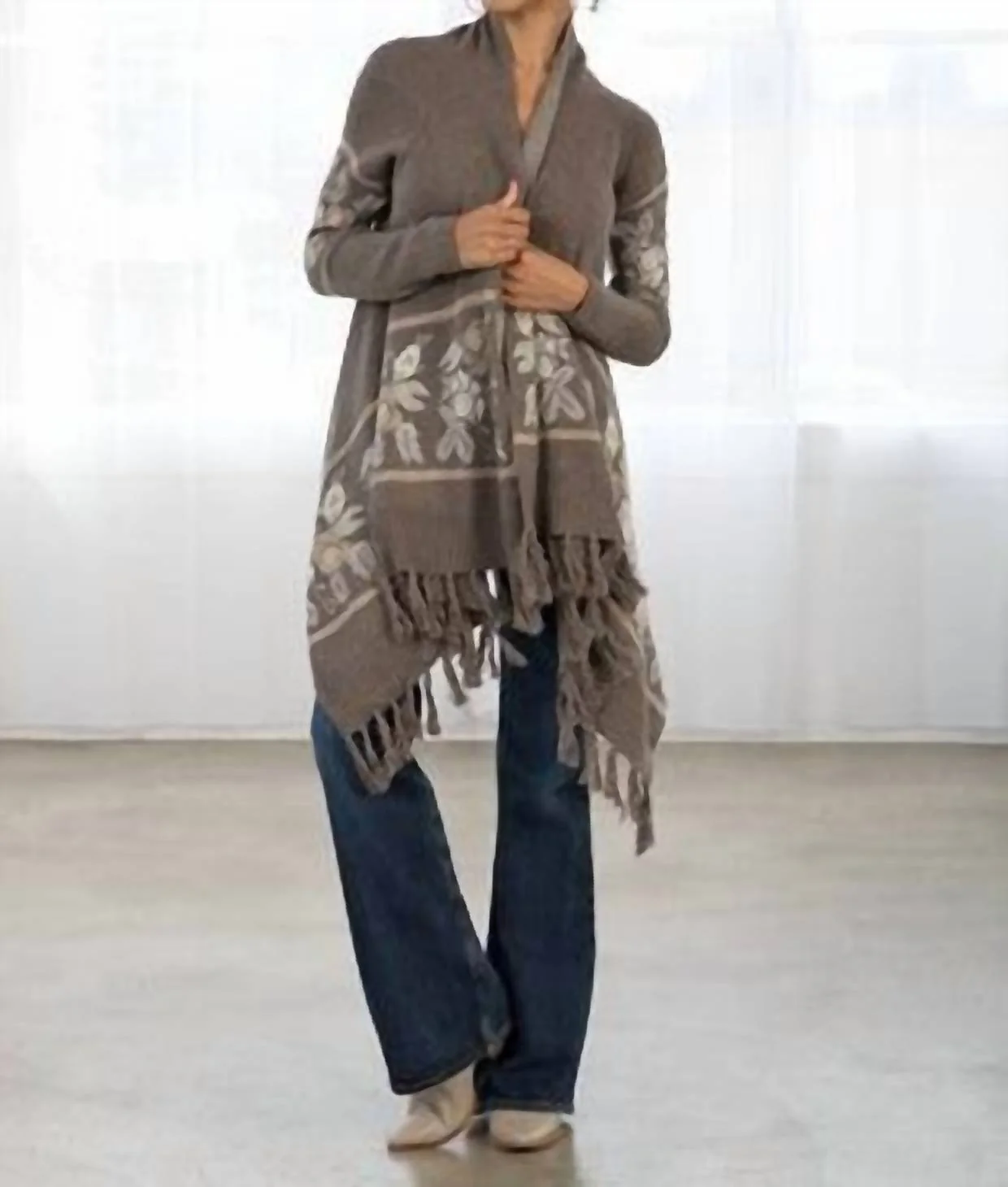 Western Floral Knit Fringe Trim Cardigan In Grey