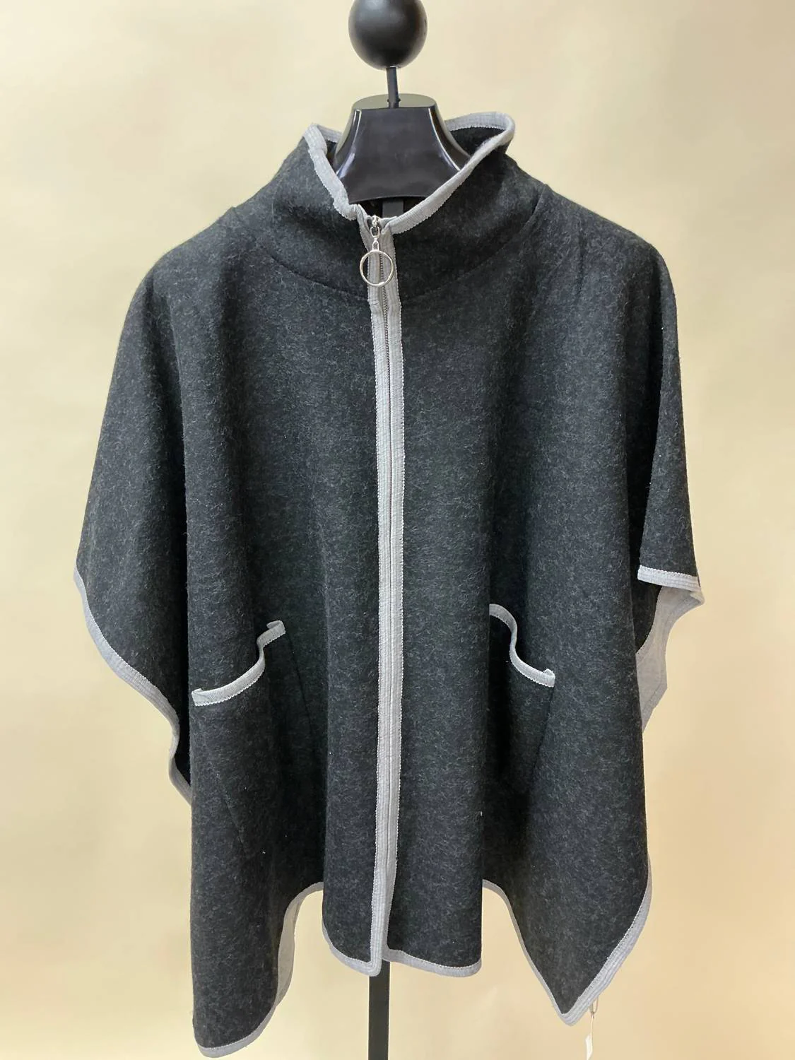 Women's Cascades Capes In Black/gray Trim - Image 2
