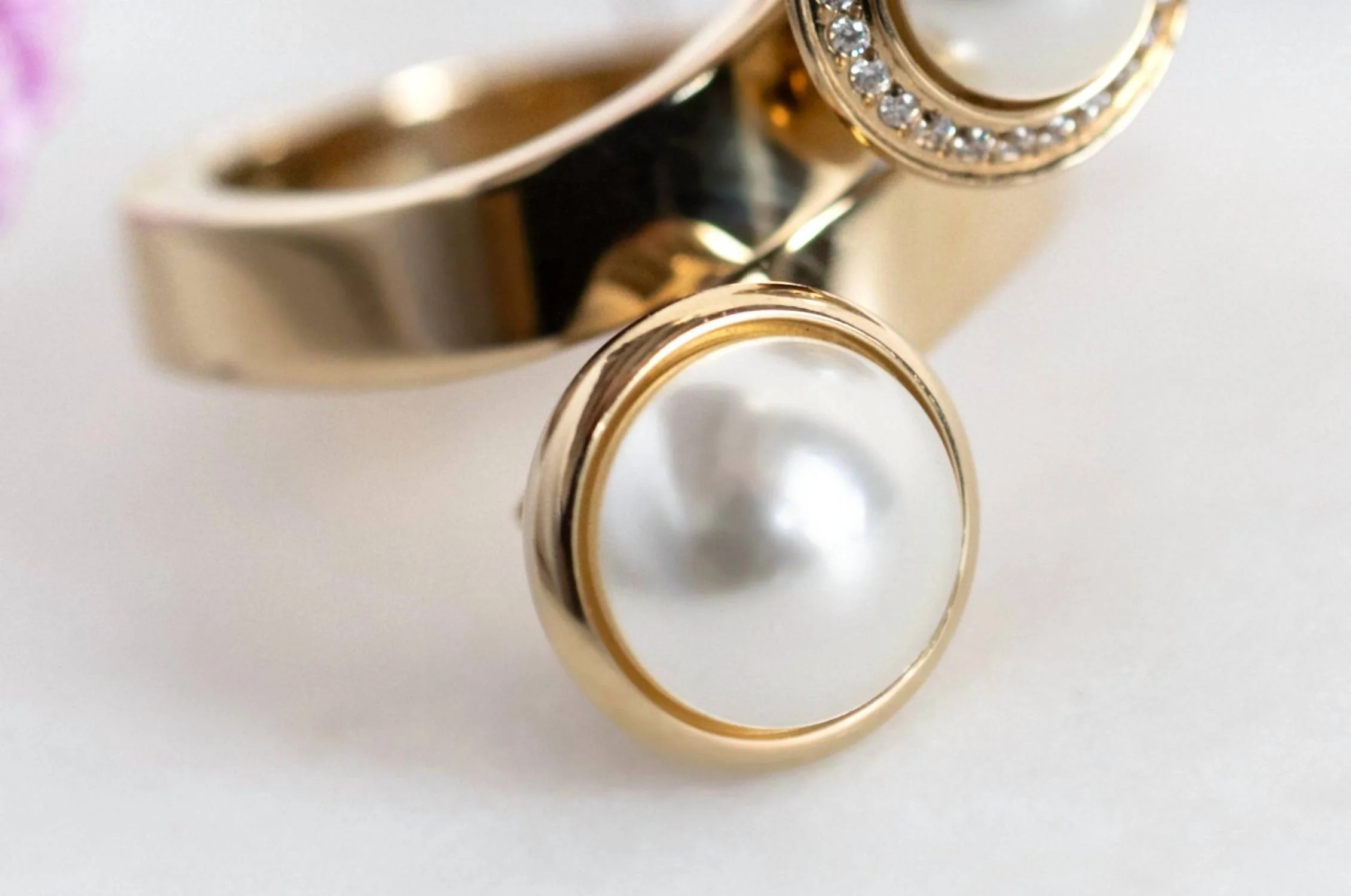 Women's Due Basic Ring In Gold - Image 2