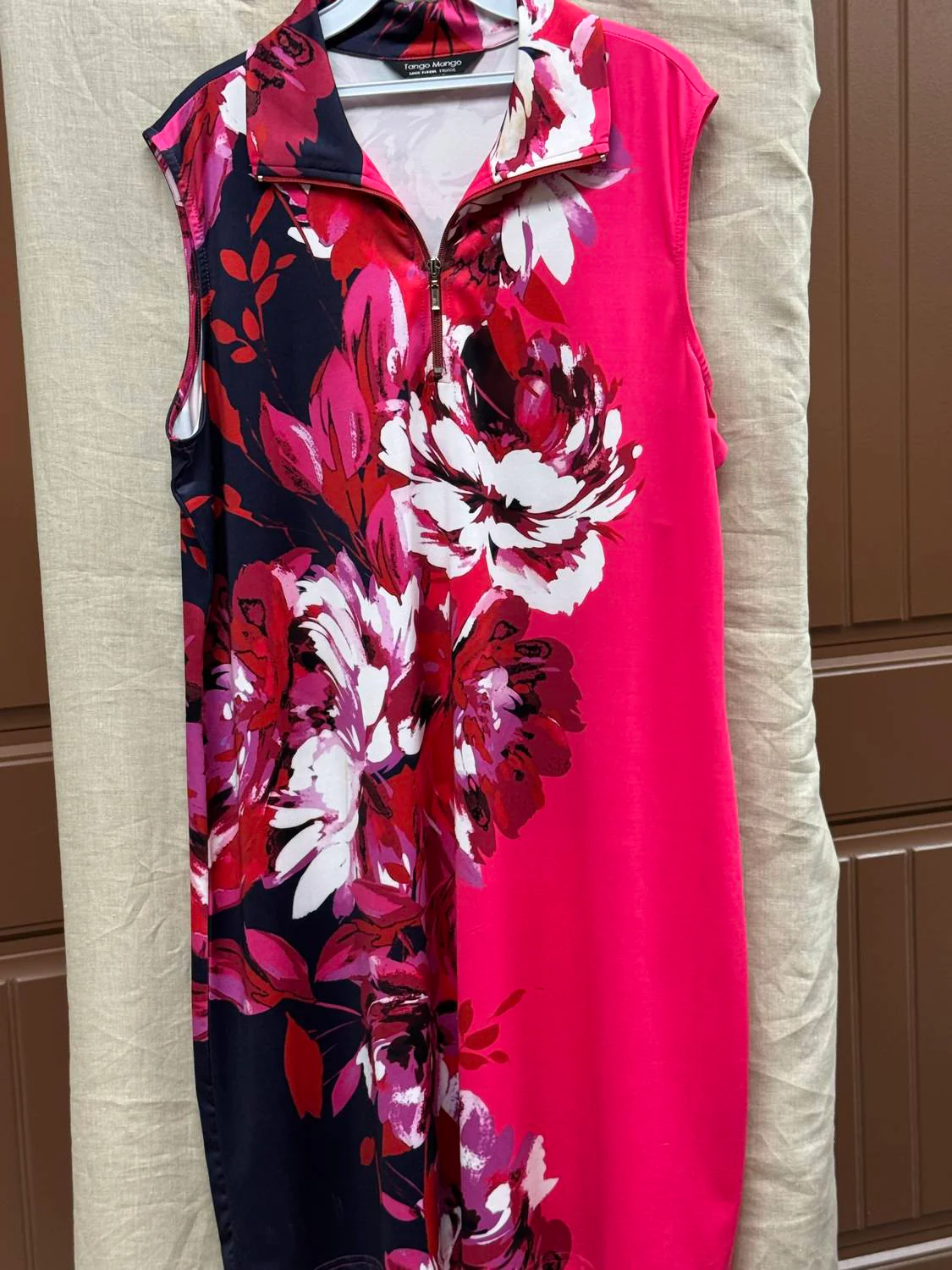 Women's Floral Dress In Fuchsia/navy