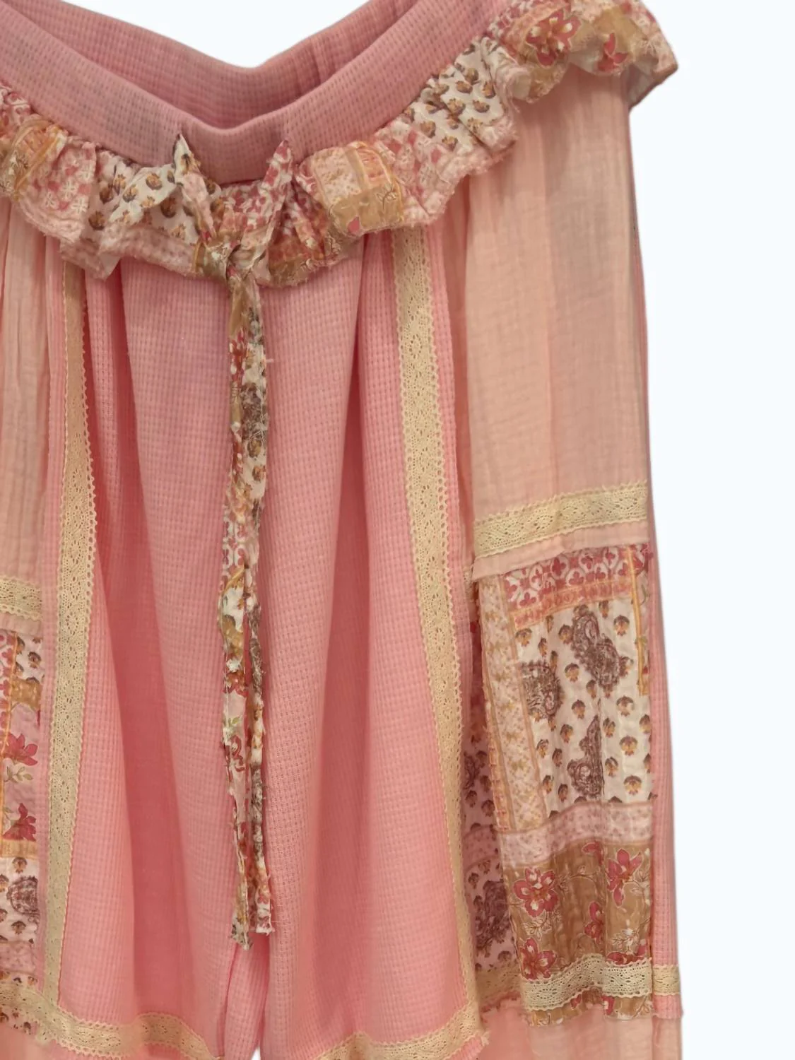 Women's Floral Ruffle Jogger In Powder Pink - Image 2