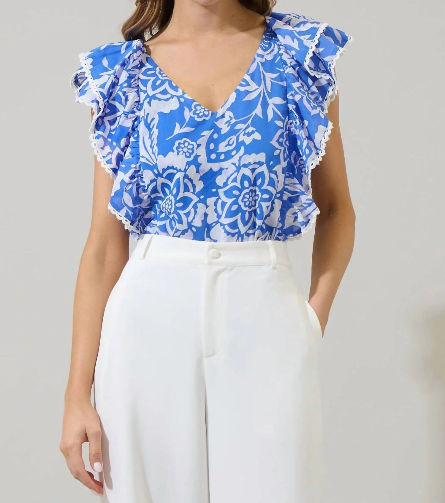 Women's Floral Ziva Ruffle Blouse In Blue White