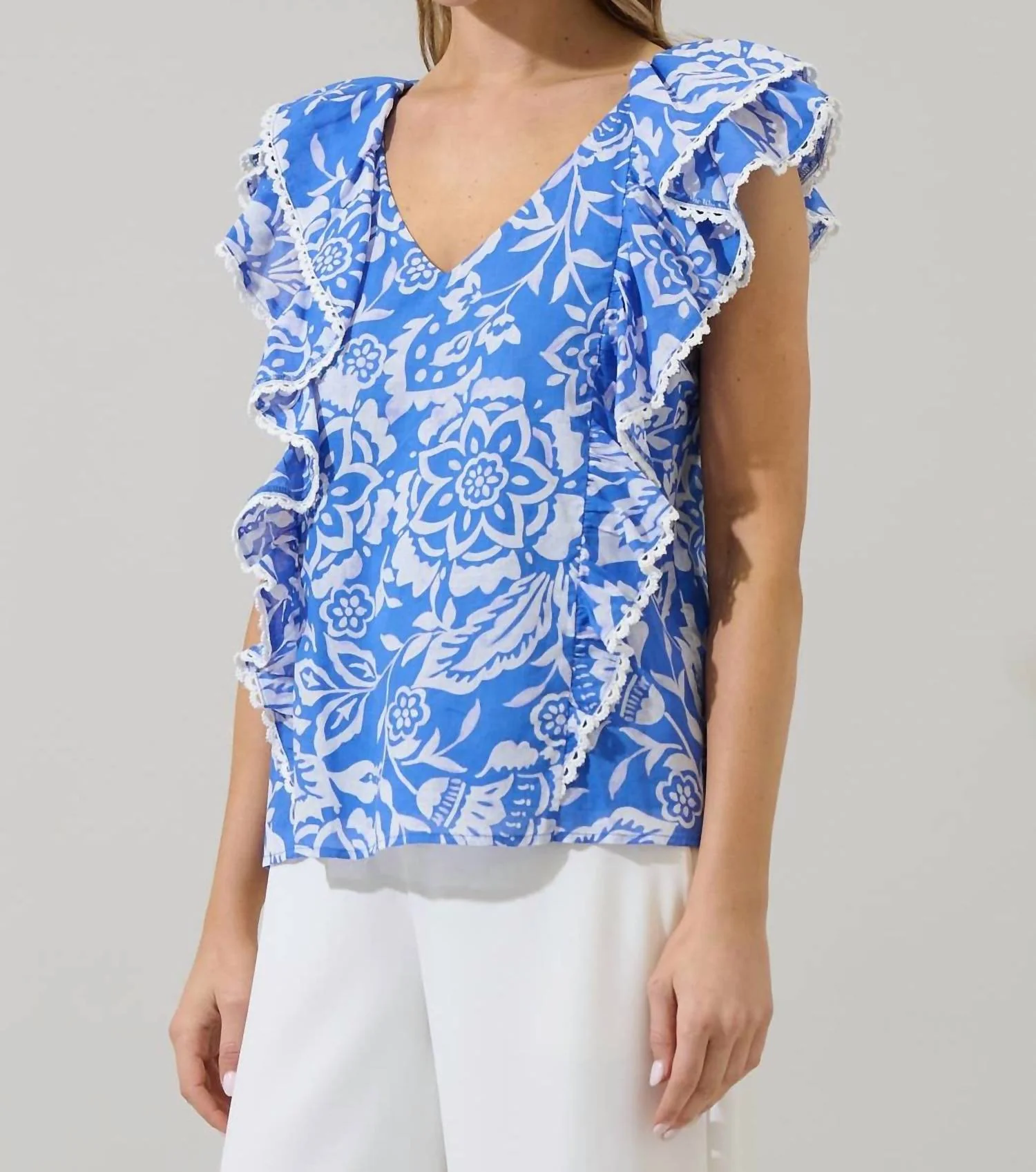 Women's Floral Ziva Ruffle Blouse In Blue White - Image 3