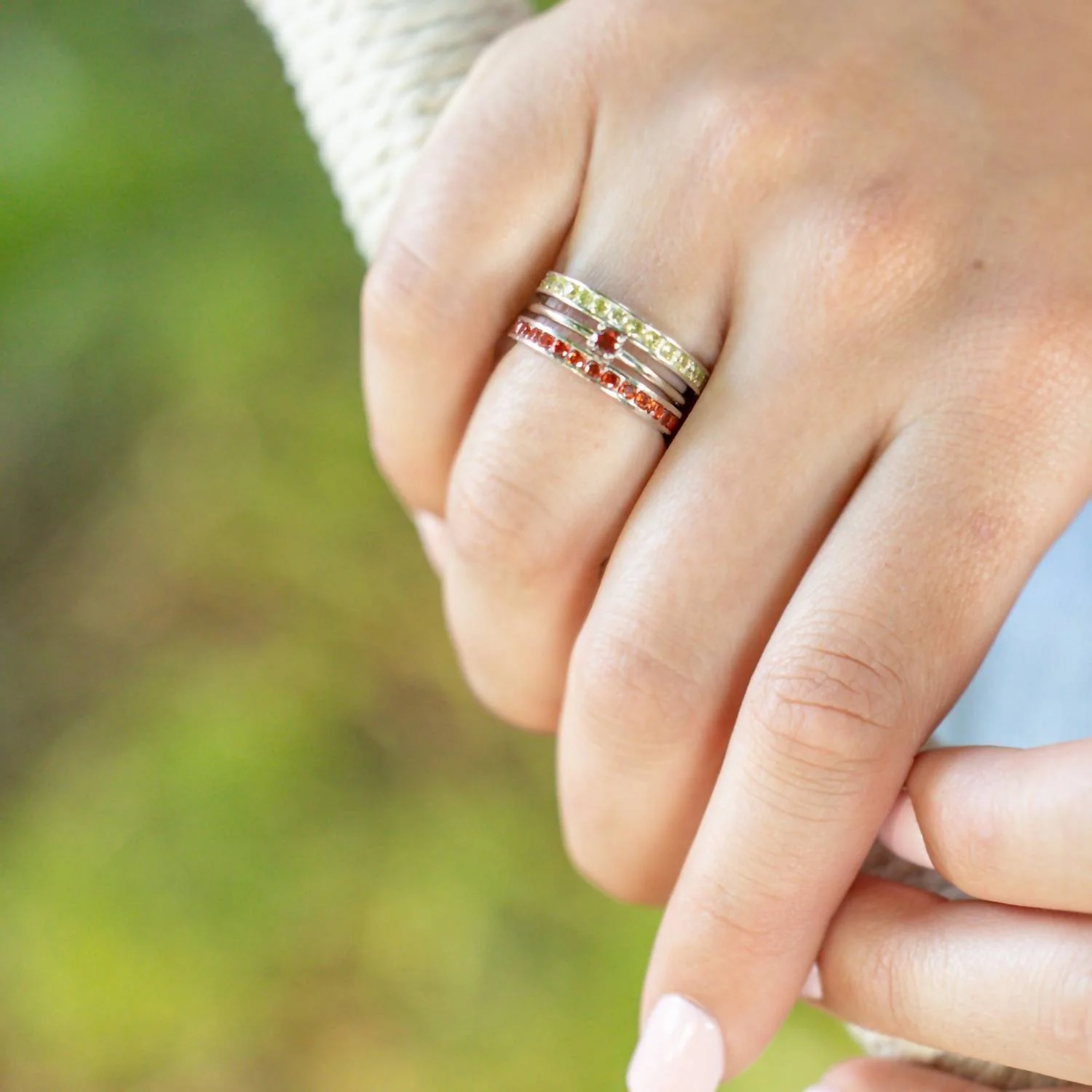 Women's Garnet Round Stackable Ring In Silver - Image 3