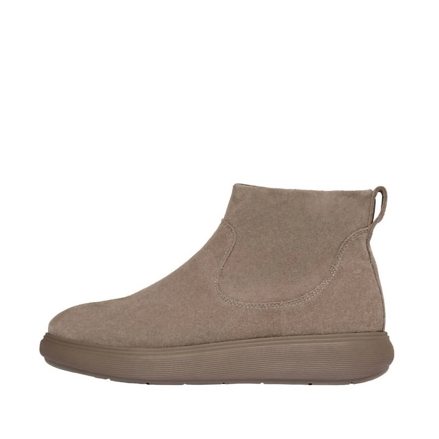 Women's Iq-Comff Suede Zip Bootie In Taupe