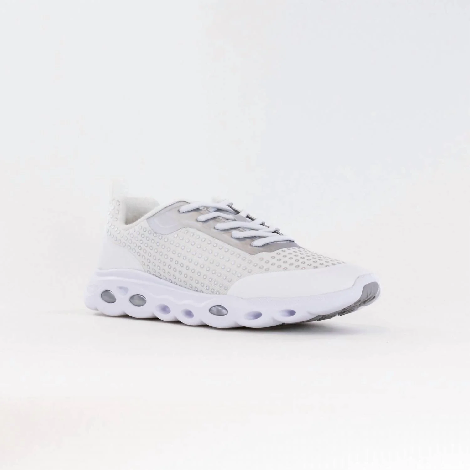 Women's Montclair Memory Foam Lace Up Sneaker In White/silver - Image 2