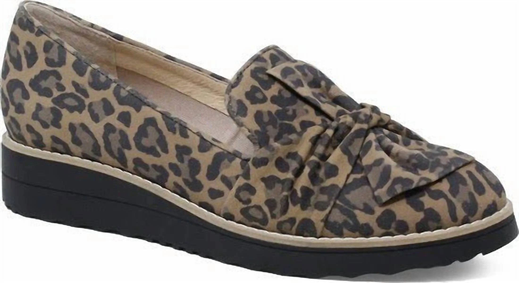 Women's Oclem Foam Wedge In Camel Leopard Suede