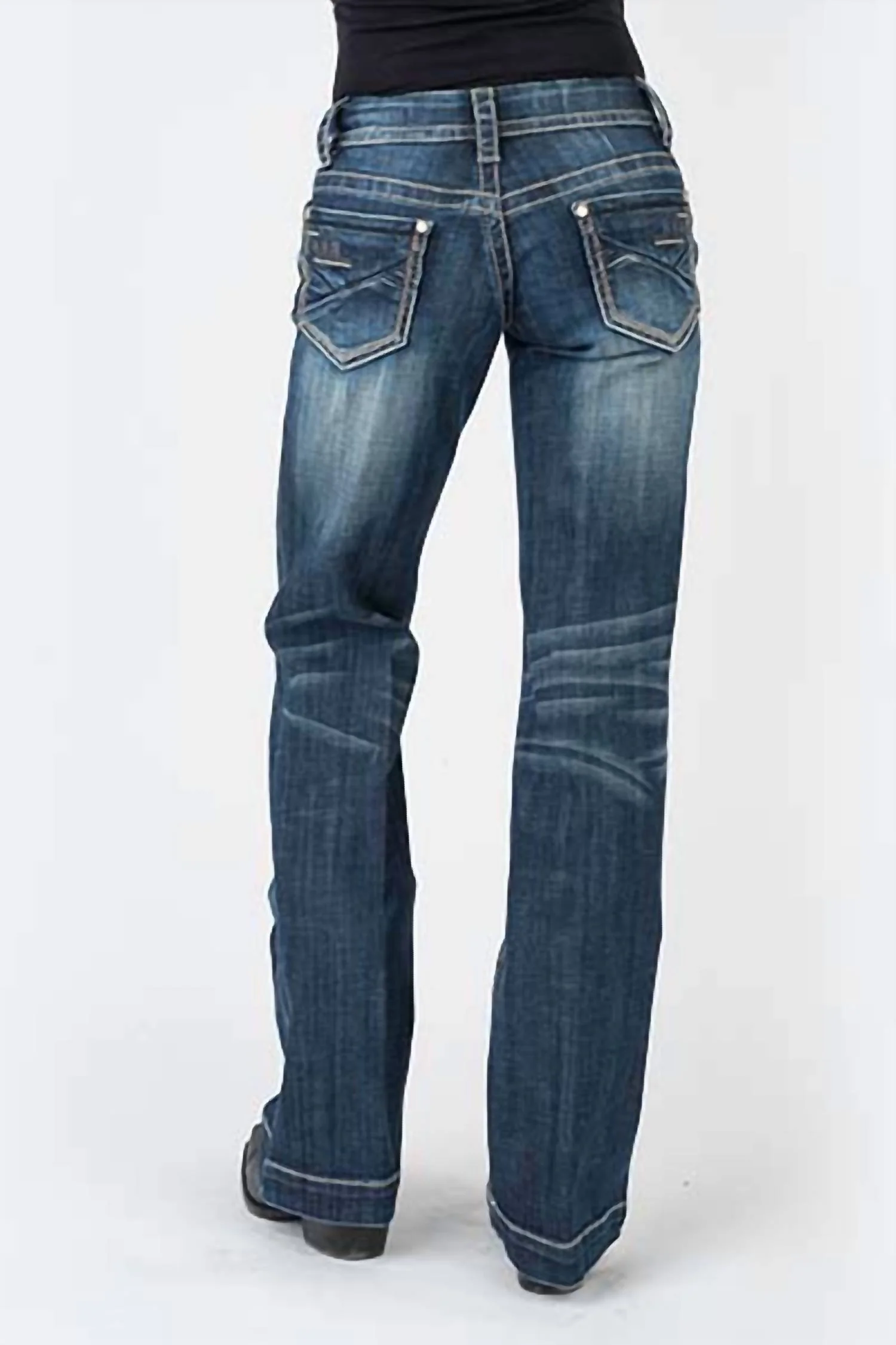 Women's Pieced Back Pocket Jeans In Blue - Image 2