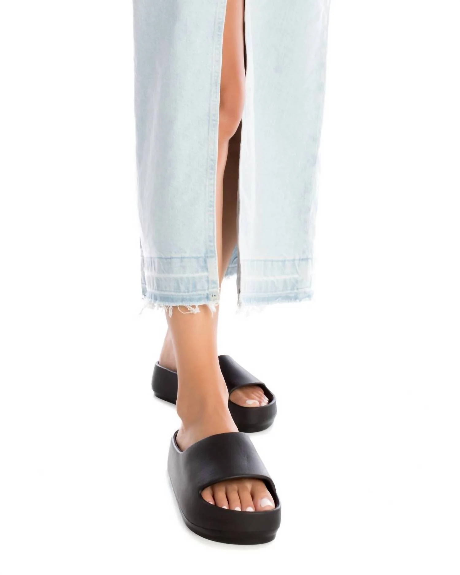 Women's Rubber Sandals In Black - Image 5