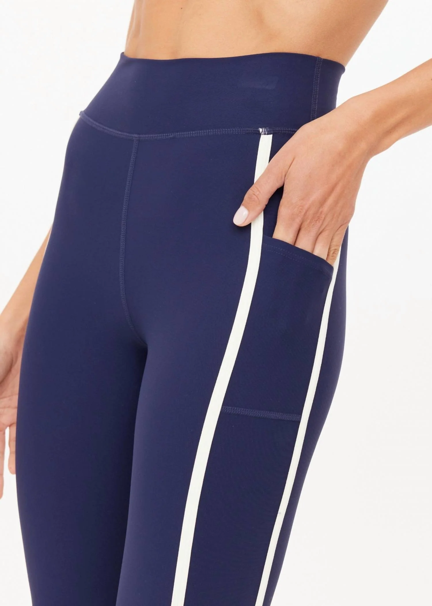 Women's Samara Midi Pant In Navy - Image 4